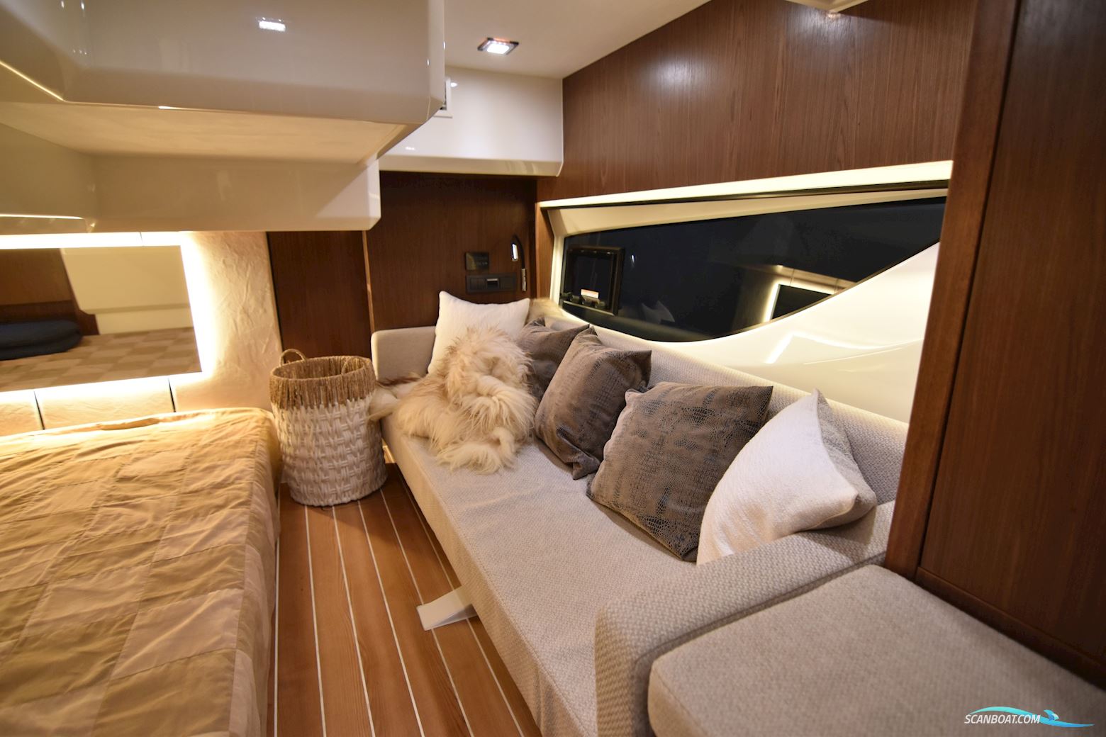 Marex 440 Gourmet Cruiser