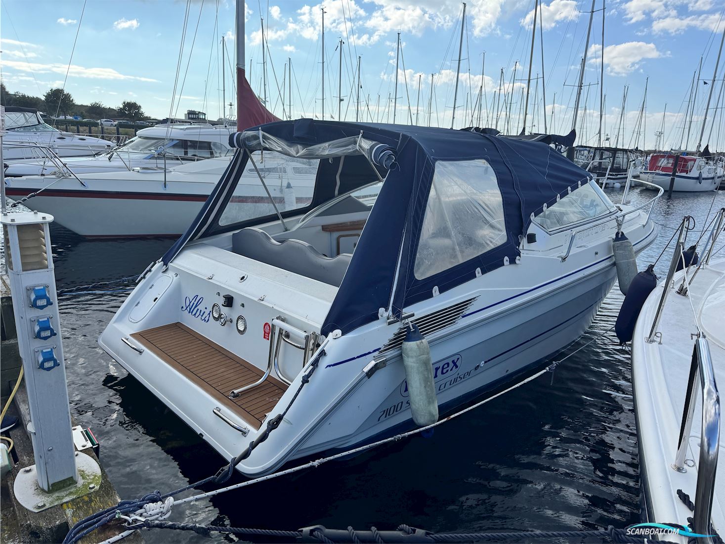 Marex 7100 sport cruiser