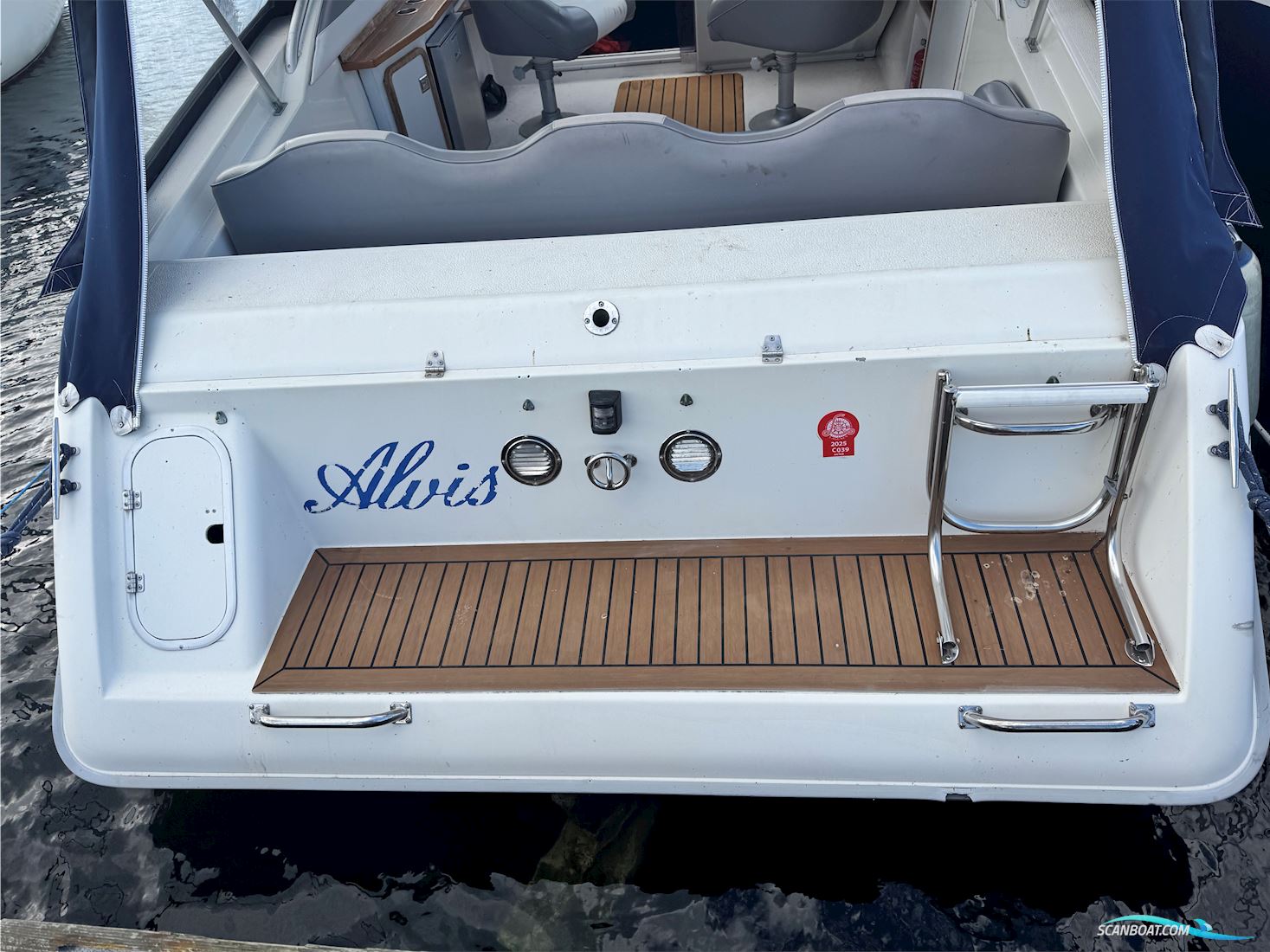 Marex 7100 Sport Cruiser