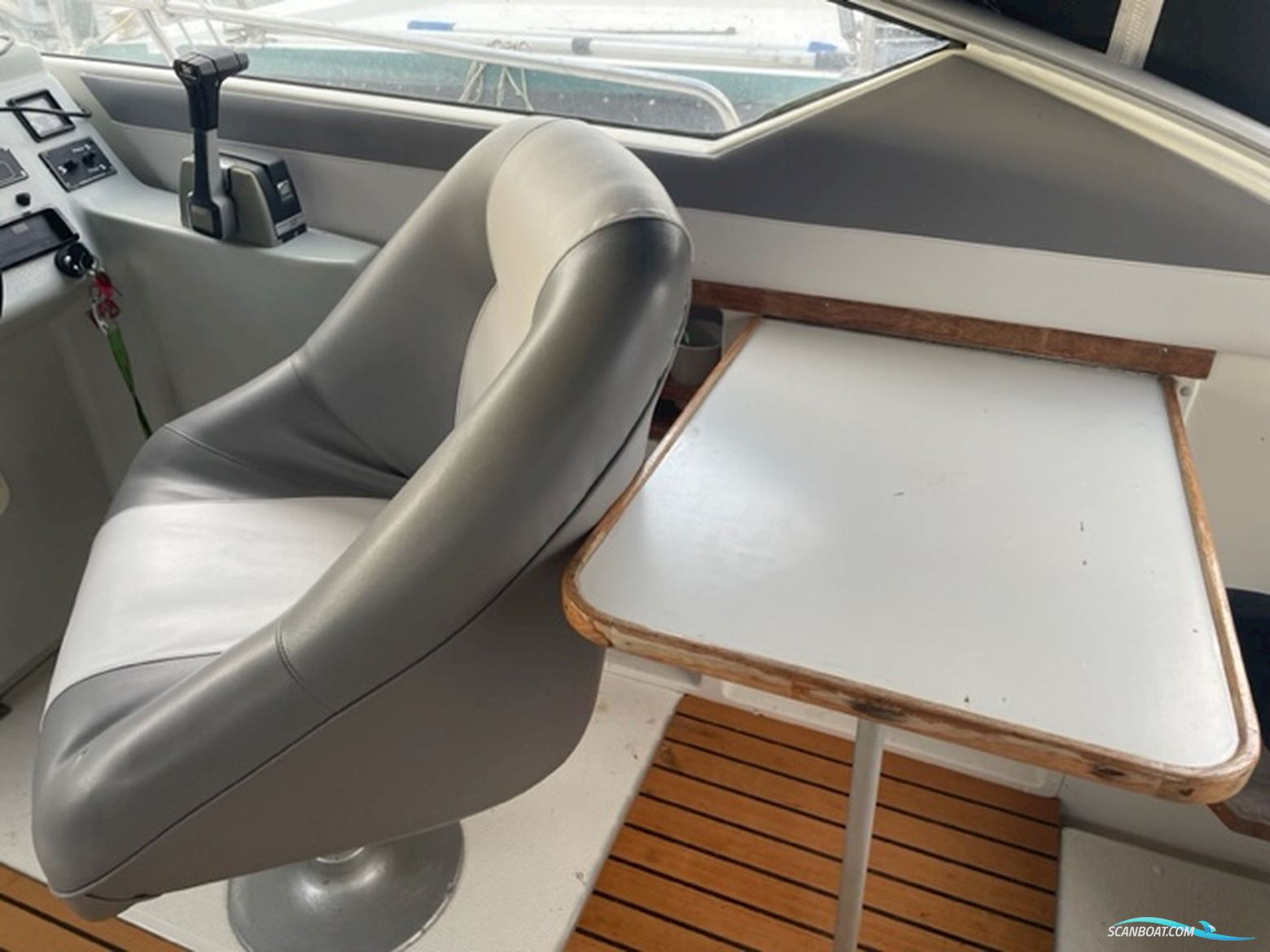 Marex 7100 Sport Cruiser