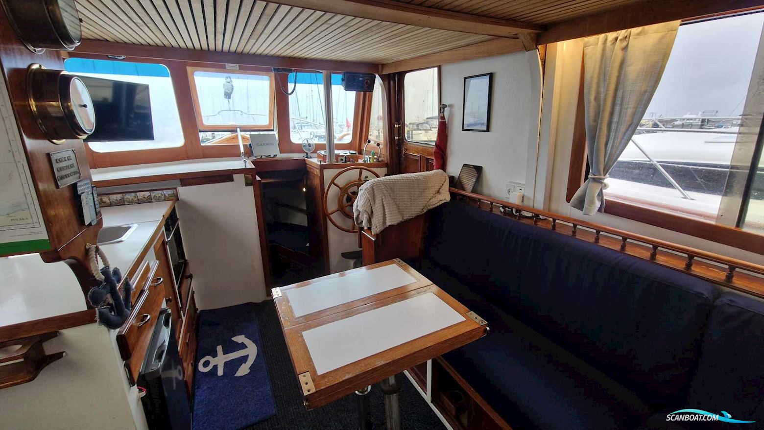 Marine Trader 34 Double Cabin