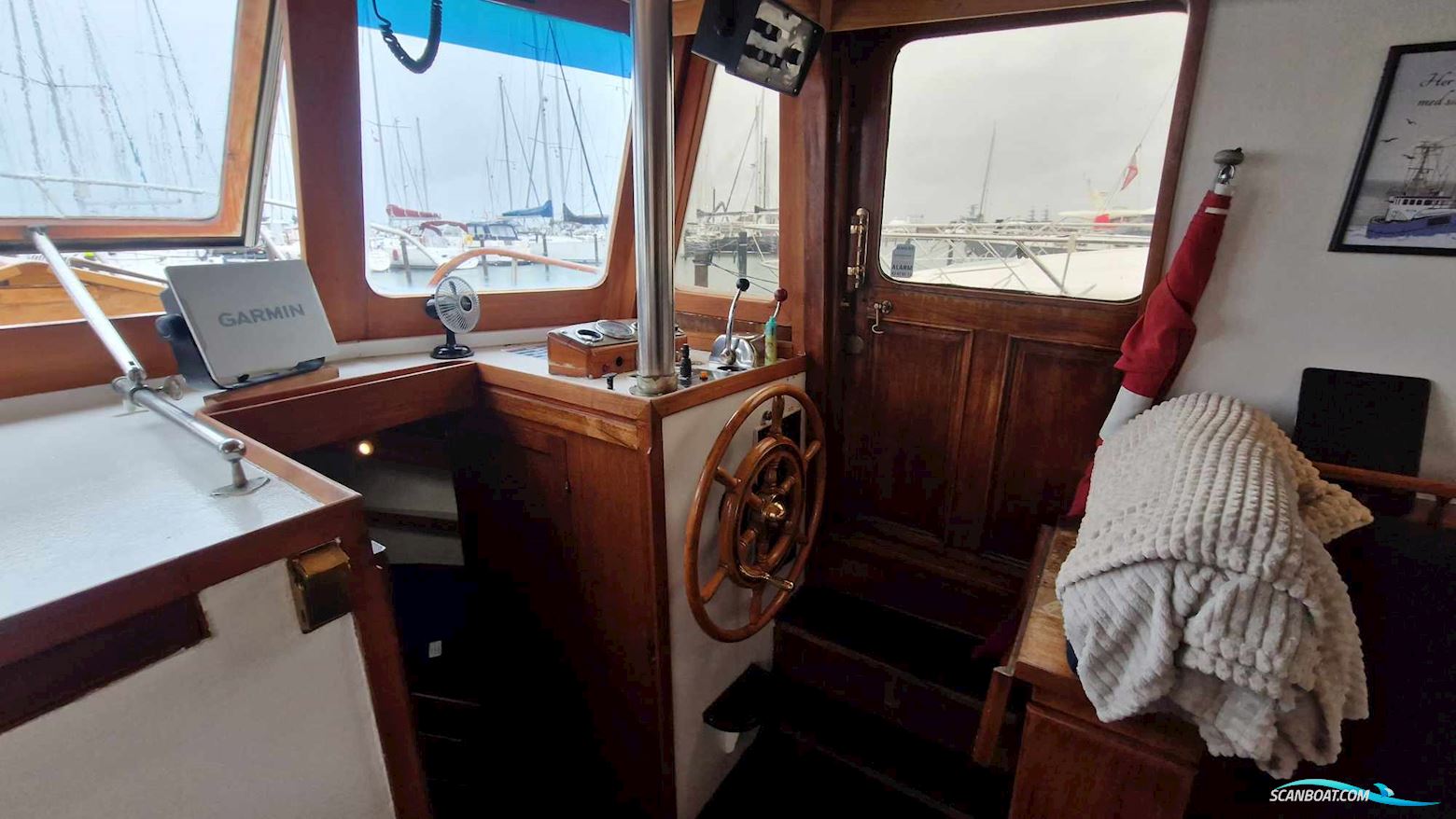 Marine Trader 34 Double Cabin