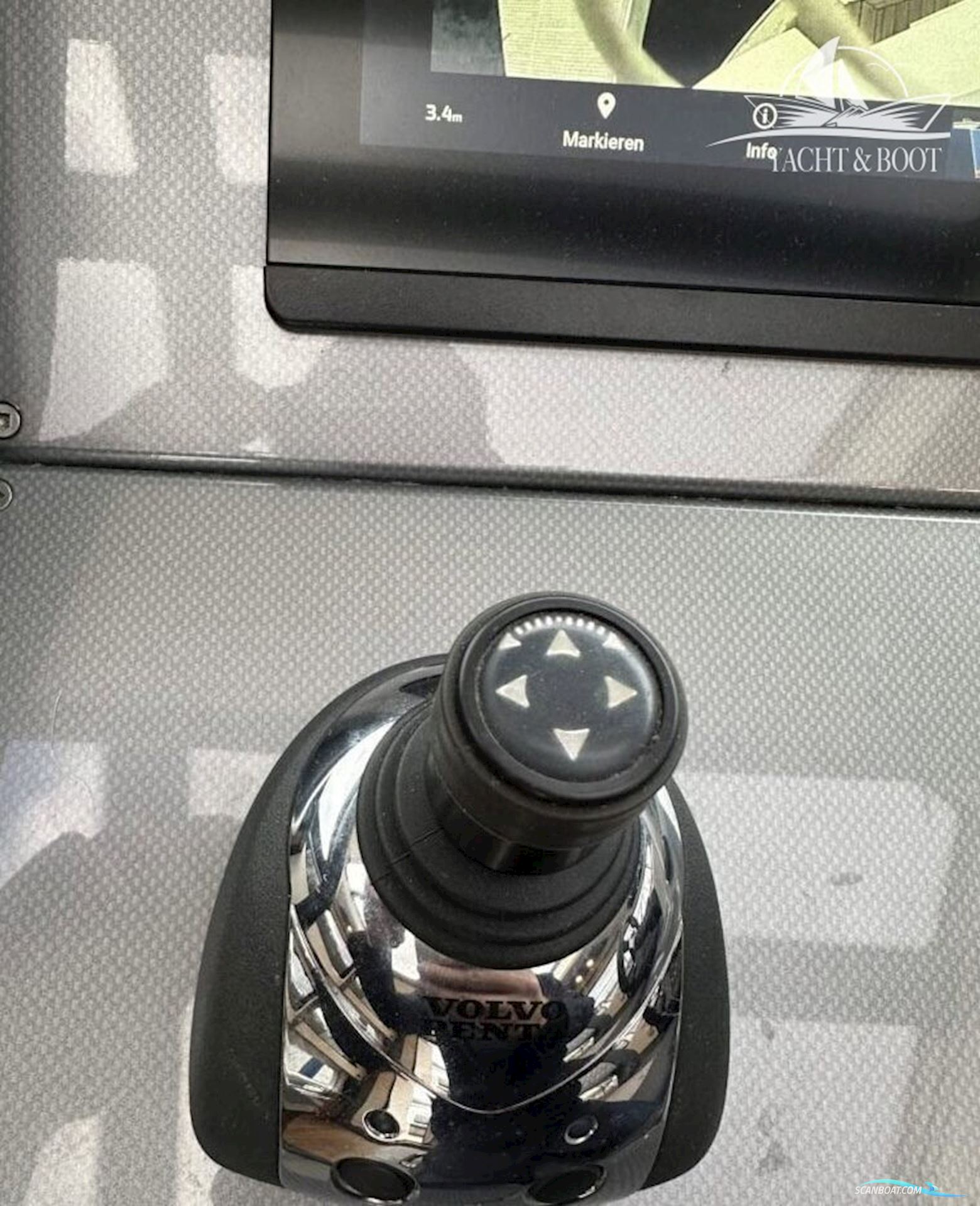 Marquis 420 Sport Coupe