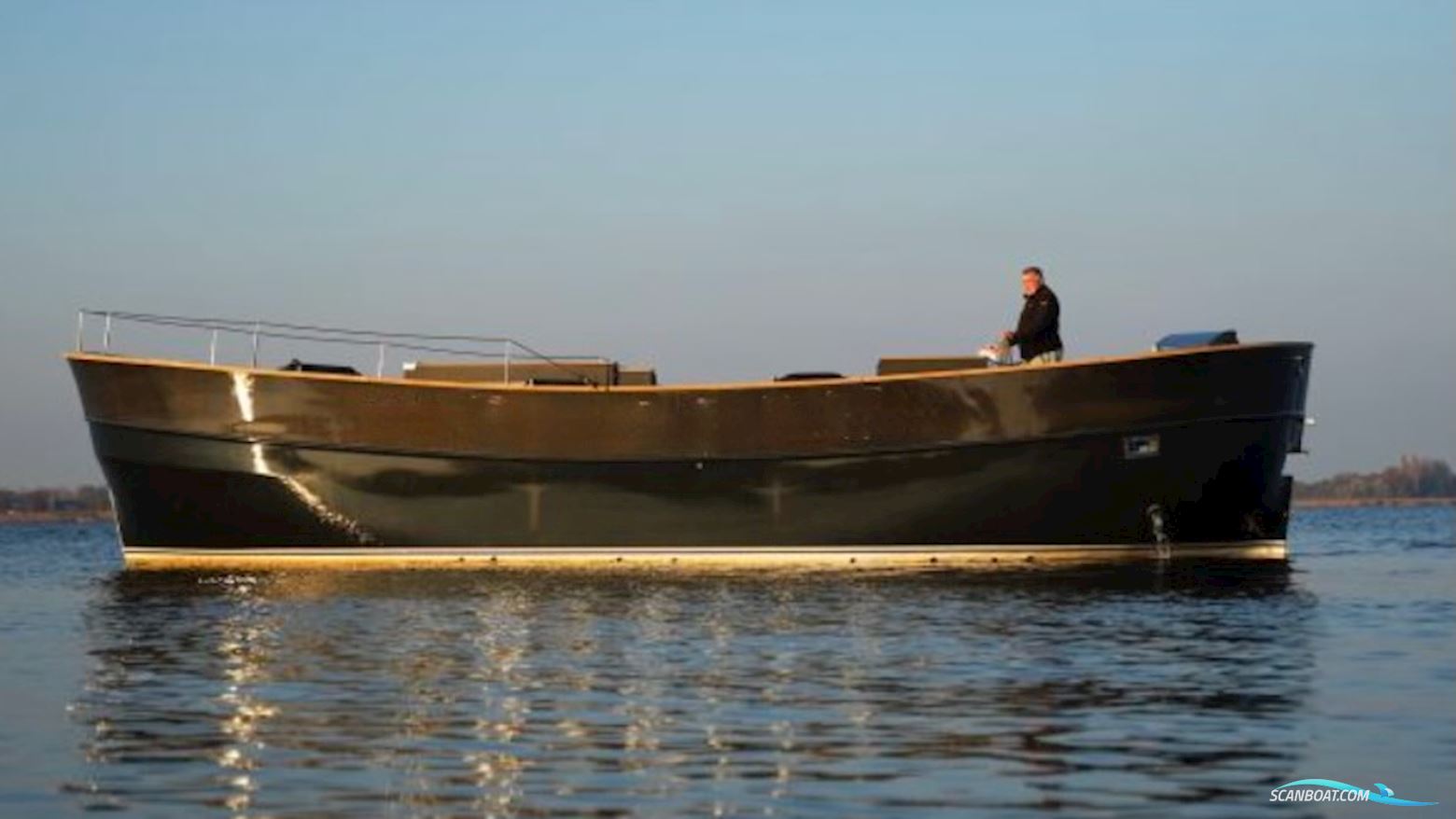 Marron Lounge Sloep Motorbåd 2005, med Yanmar motor, Holland