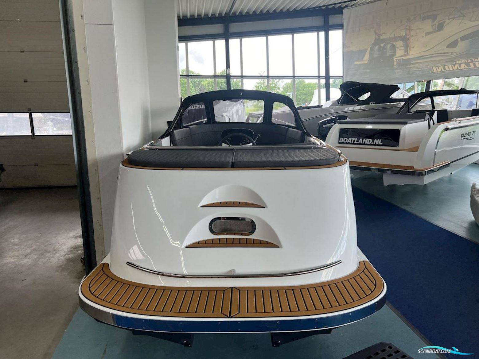 Maxima 620 Retro Tender