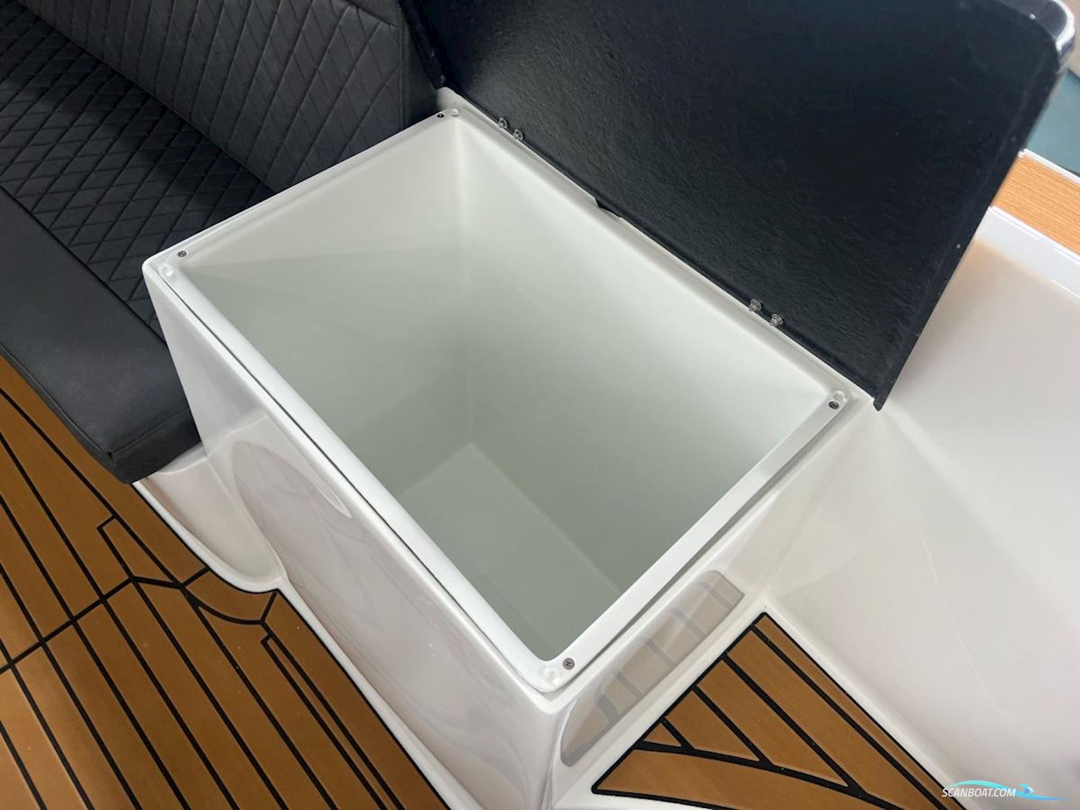 Maxima 620 Retro Tender