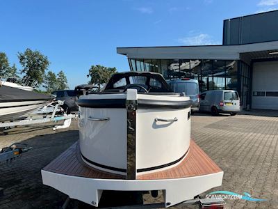 Maxima 650 Flying Lounge Met Boegschroef Motorbåd 2024, med Suzuki motor, Holland