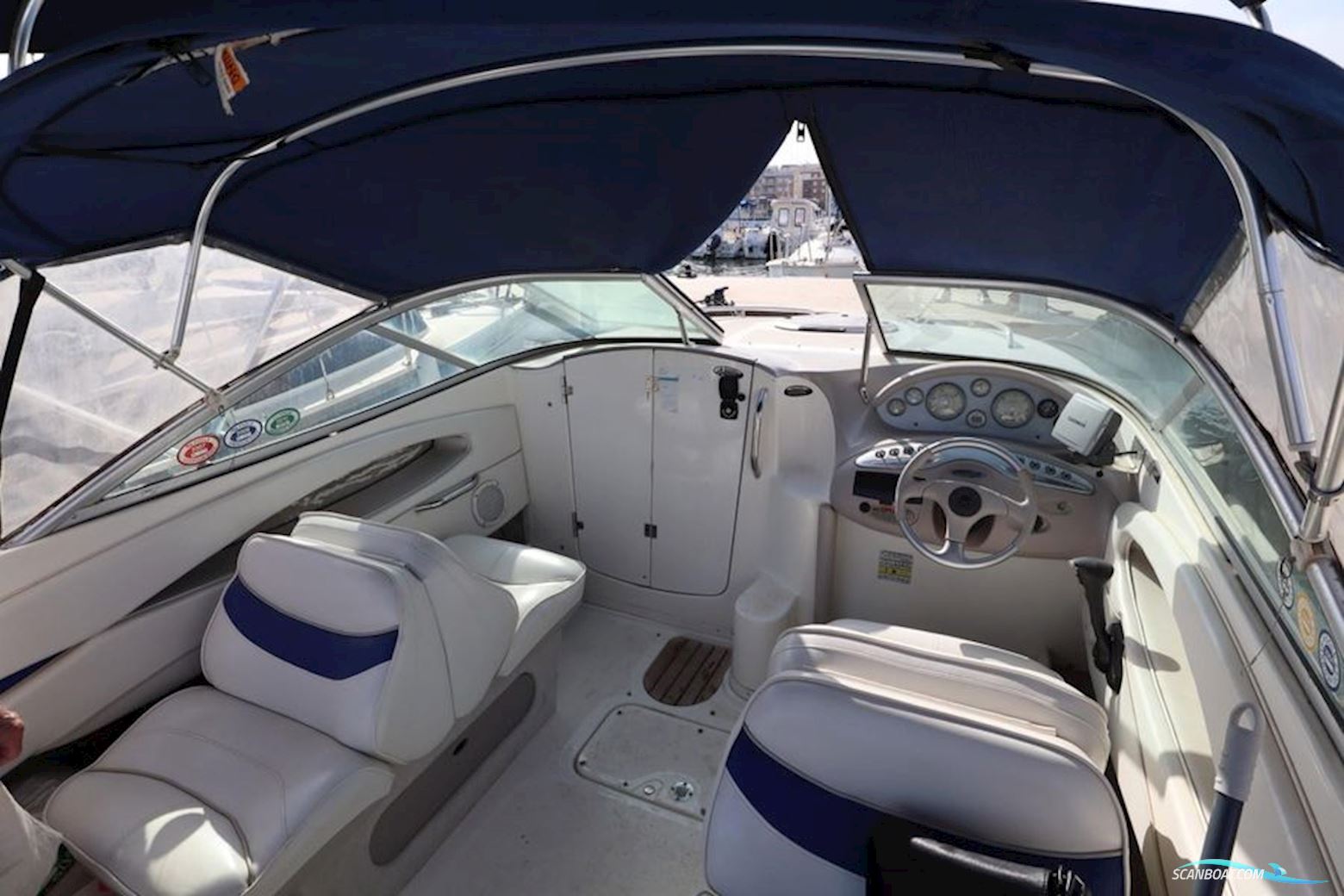 Maxum 2100sc