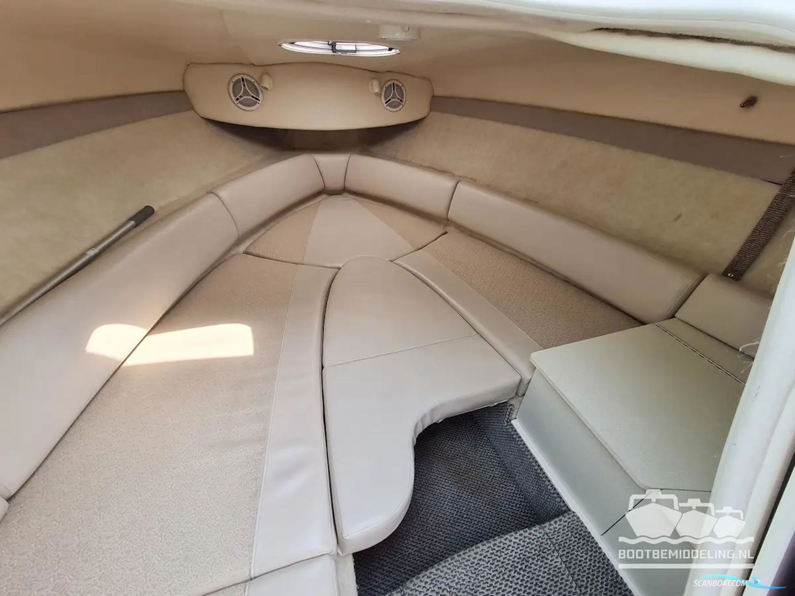 Maxum 2400 SC3, inclusief trailer