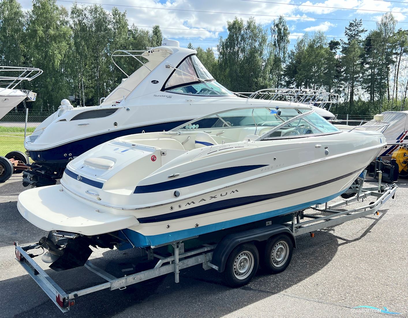 Maxum 2400 SC3 Motorbåd 2005, med Mercruiser 350 Mag Mpi motor, Sverige