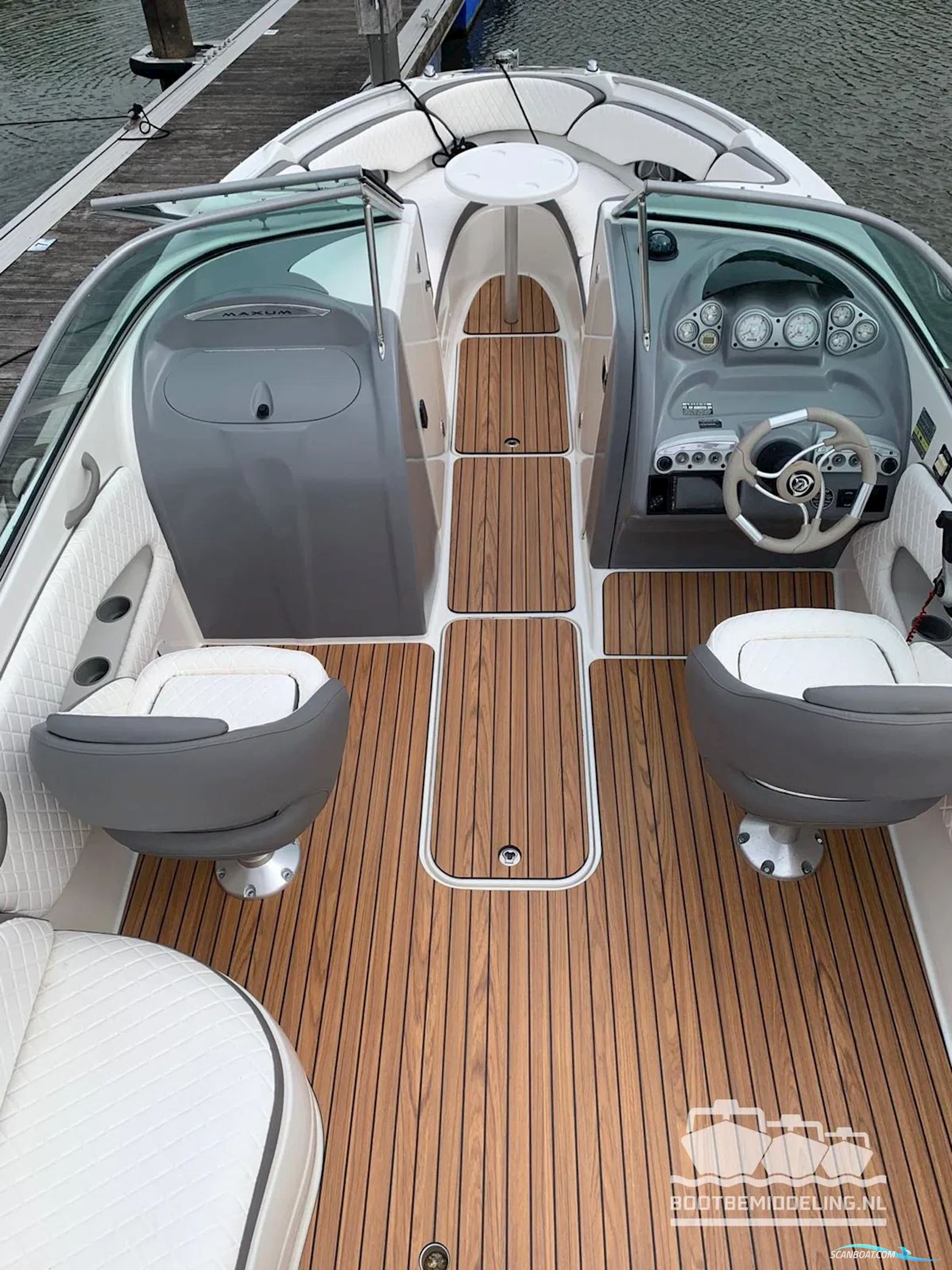 Maxum 2400 SR3 Bowrider