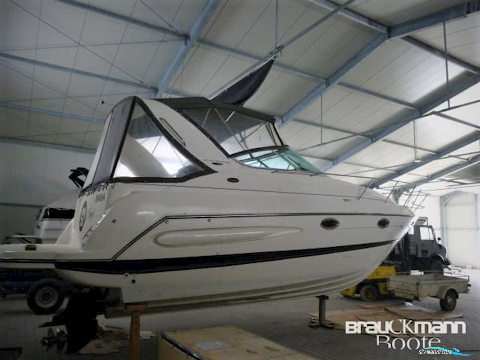 Maxum 2900 SCR