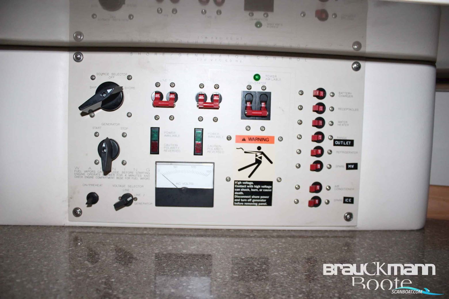 Maxum 3300 SCR