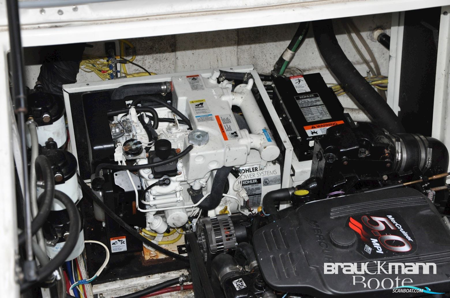 Maxum 3300 SE