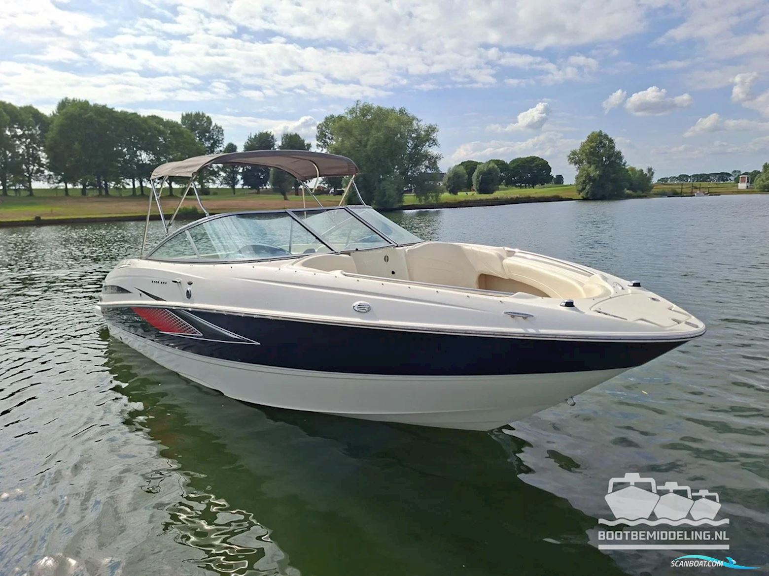 Maxum SR3