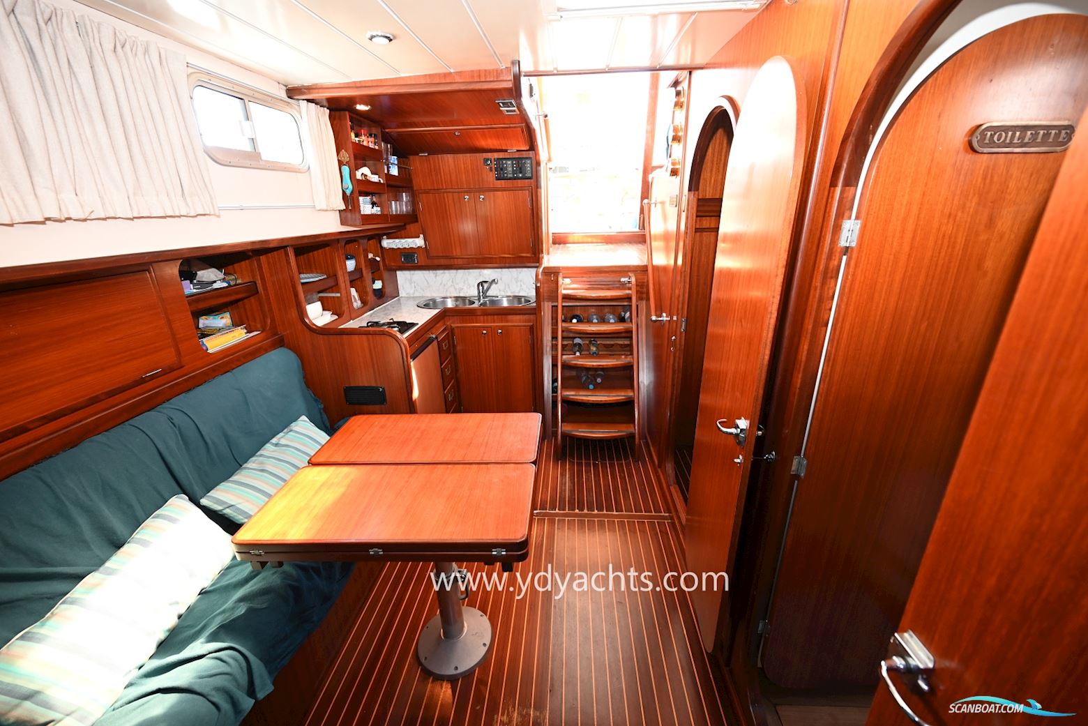 MENORQUIN 120 Trawler