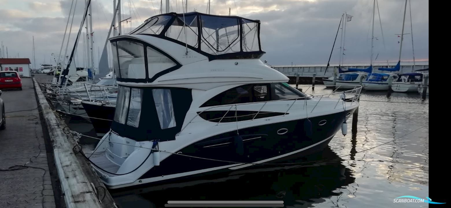 Meridian 341 Sedan Flybridge Motorbåd 2007, med Cummings motor, Danmark