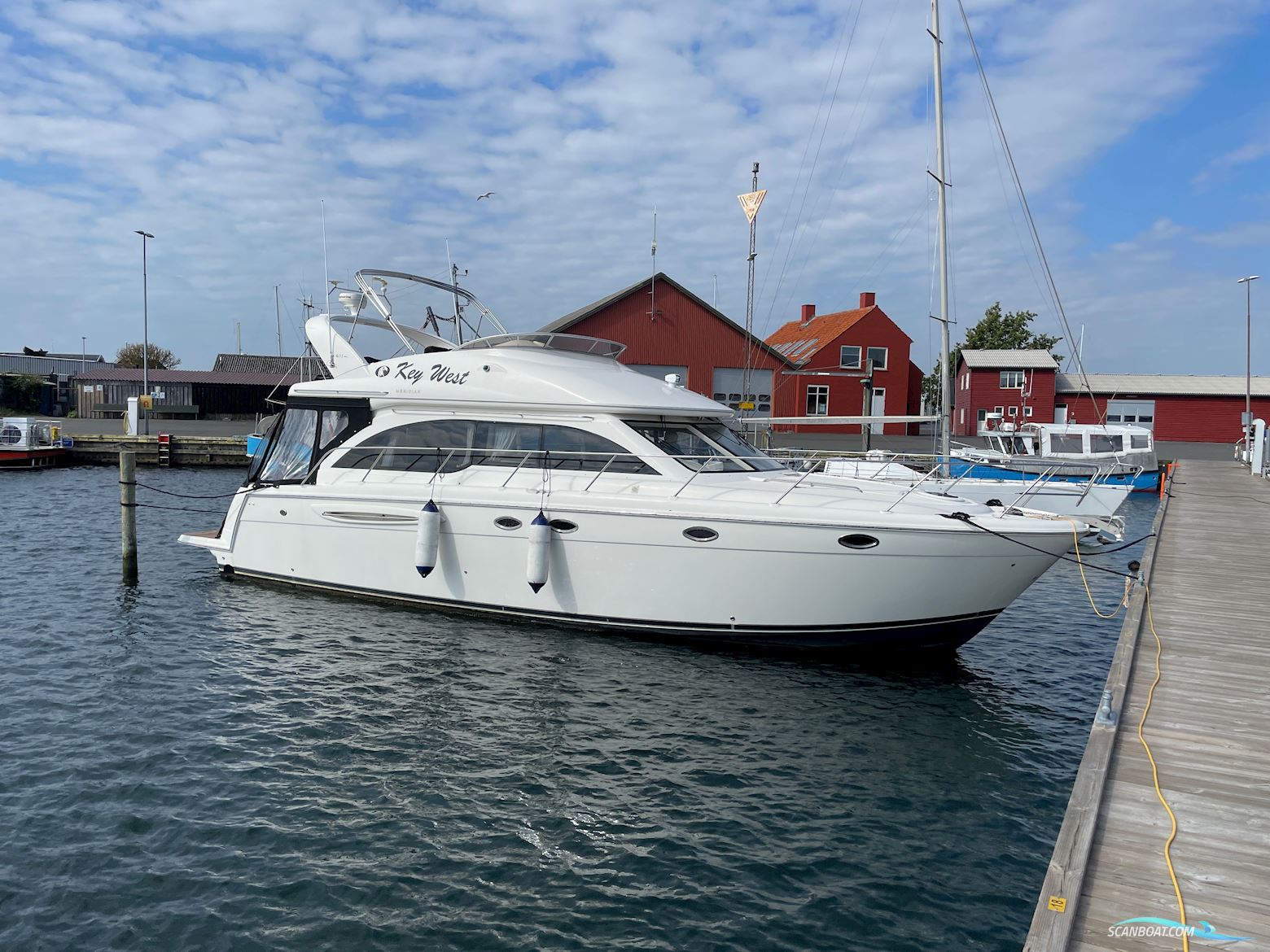 Meridian 411 Motorbåd 2005, med Cummins motor, Danmark