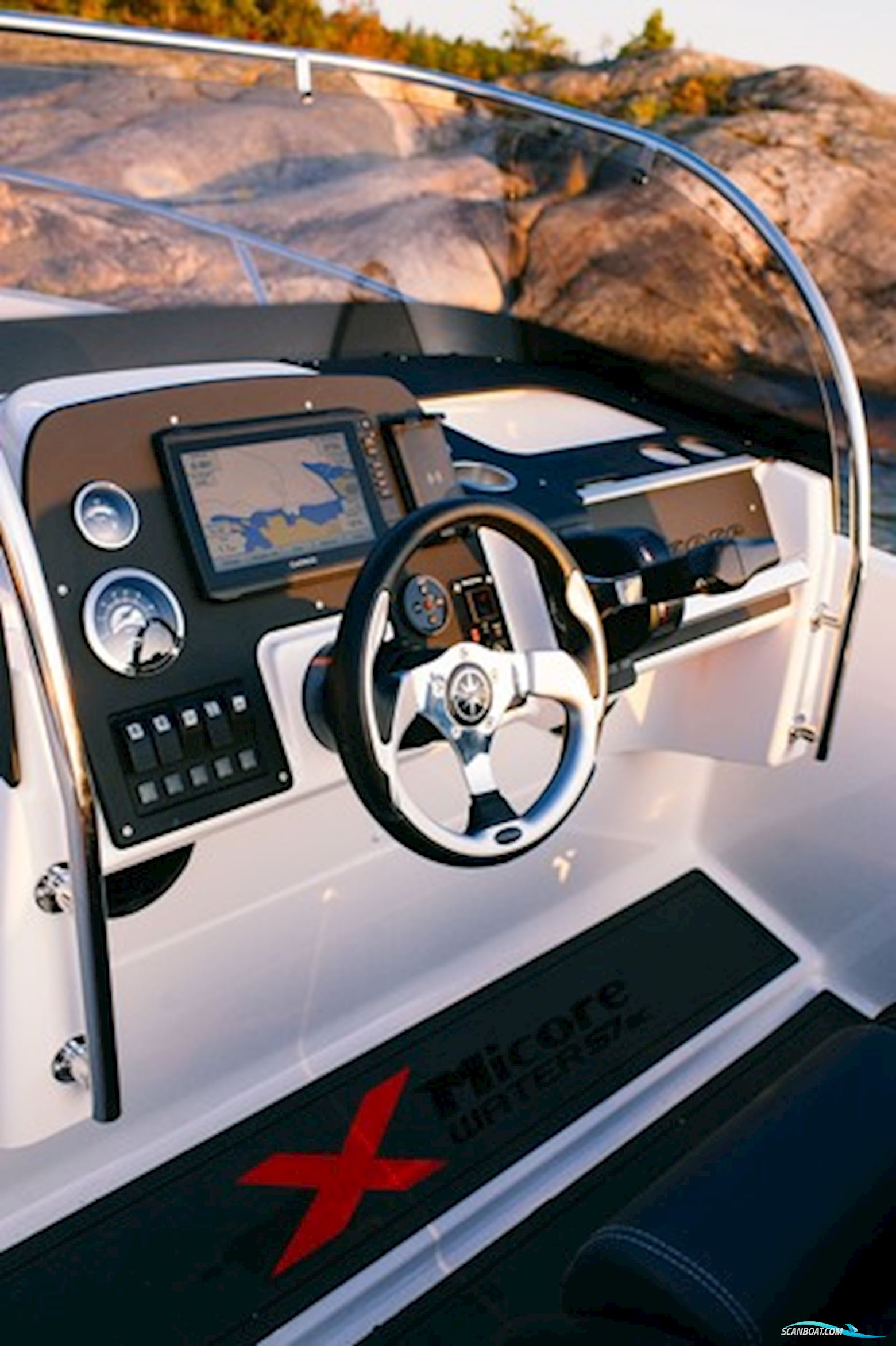 Micore XW57SC (standard båd uden motor)