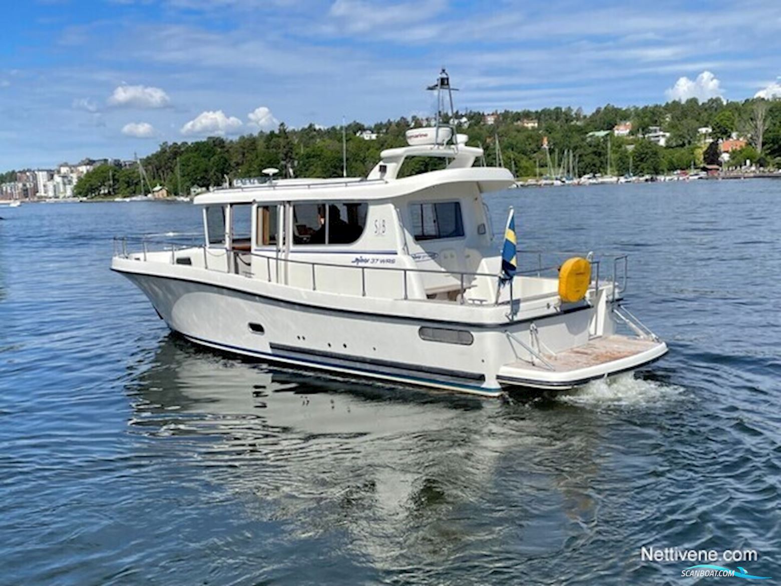 Minor 37 WRS Motorbåd 2007, med Volvo Penta 2X D6 350 motor, Sverige
