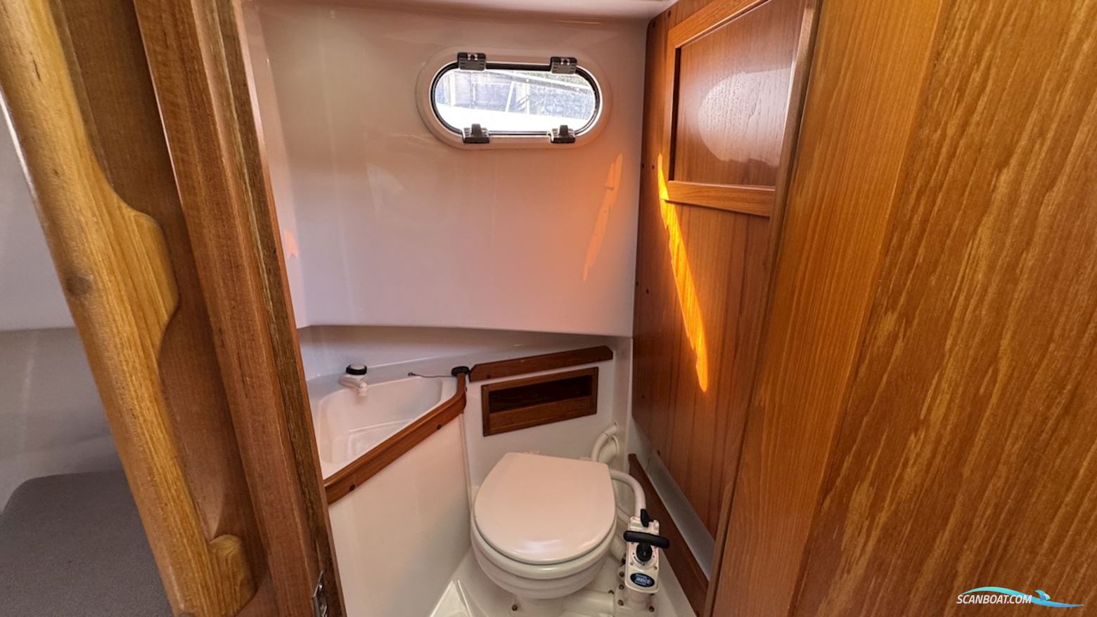 Minor Offshore 25