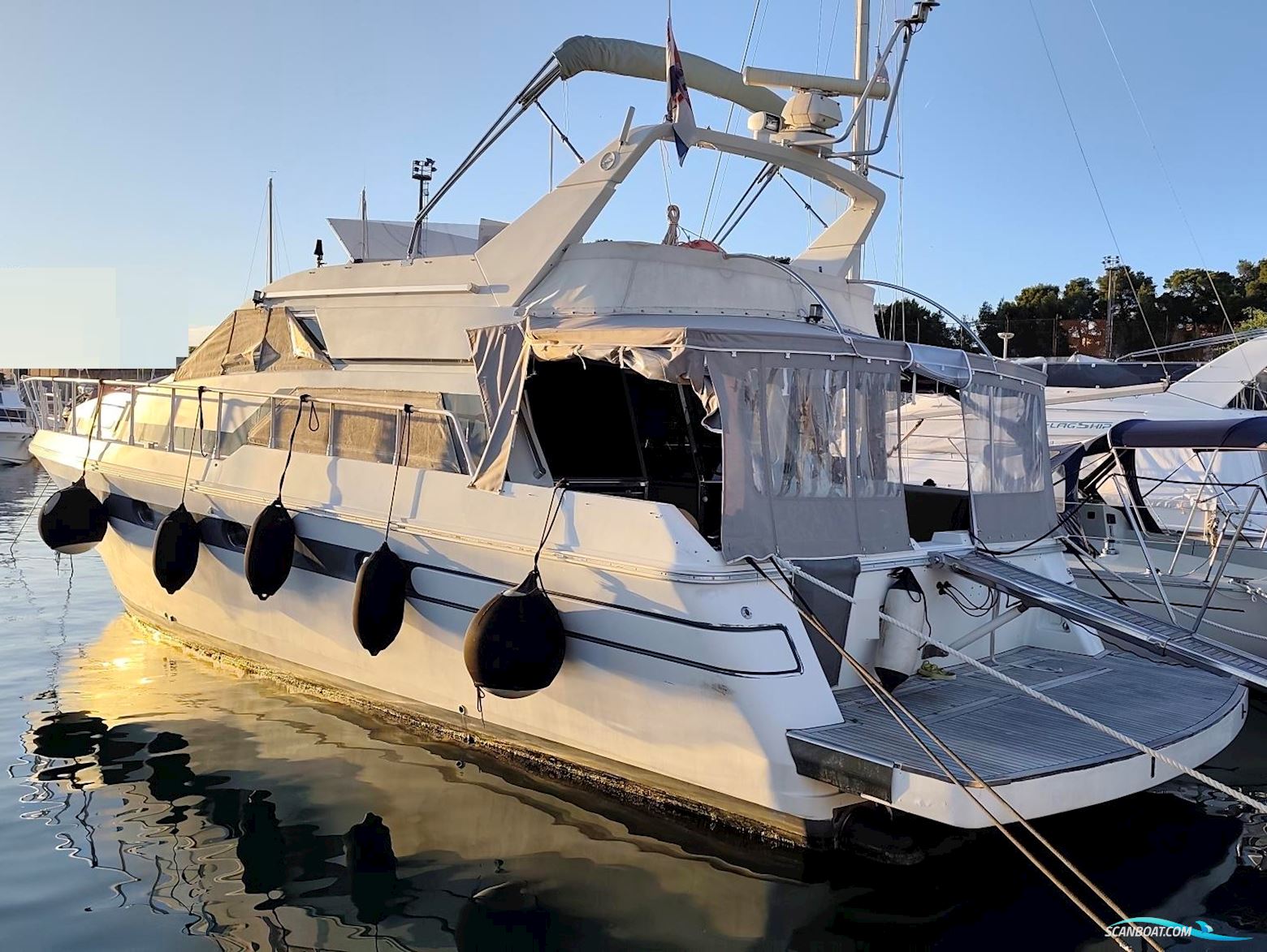 Mochi Craft 46 Motorbåd 1991, med MAN motor, Kroatien