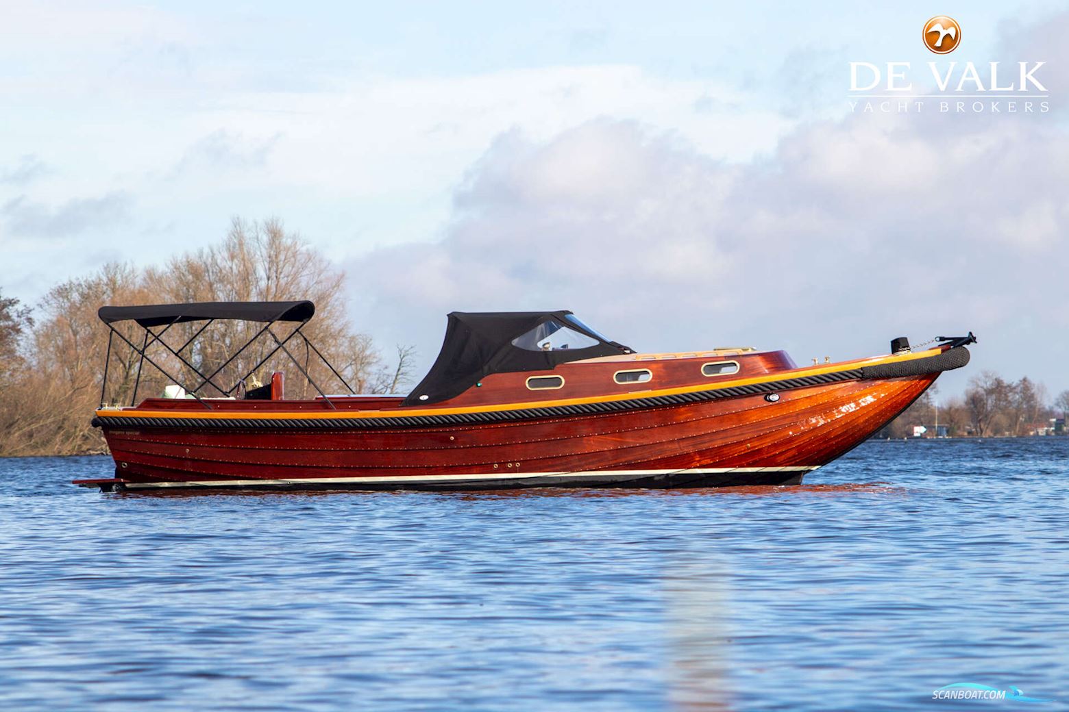 Mogano Special 1100 Motorbåd 2000, med Volvo Penta motor, Holland