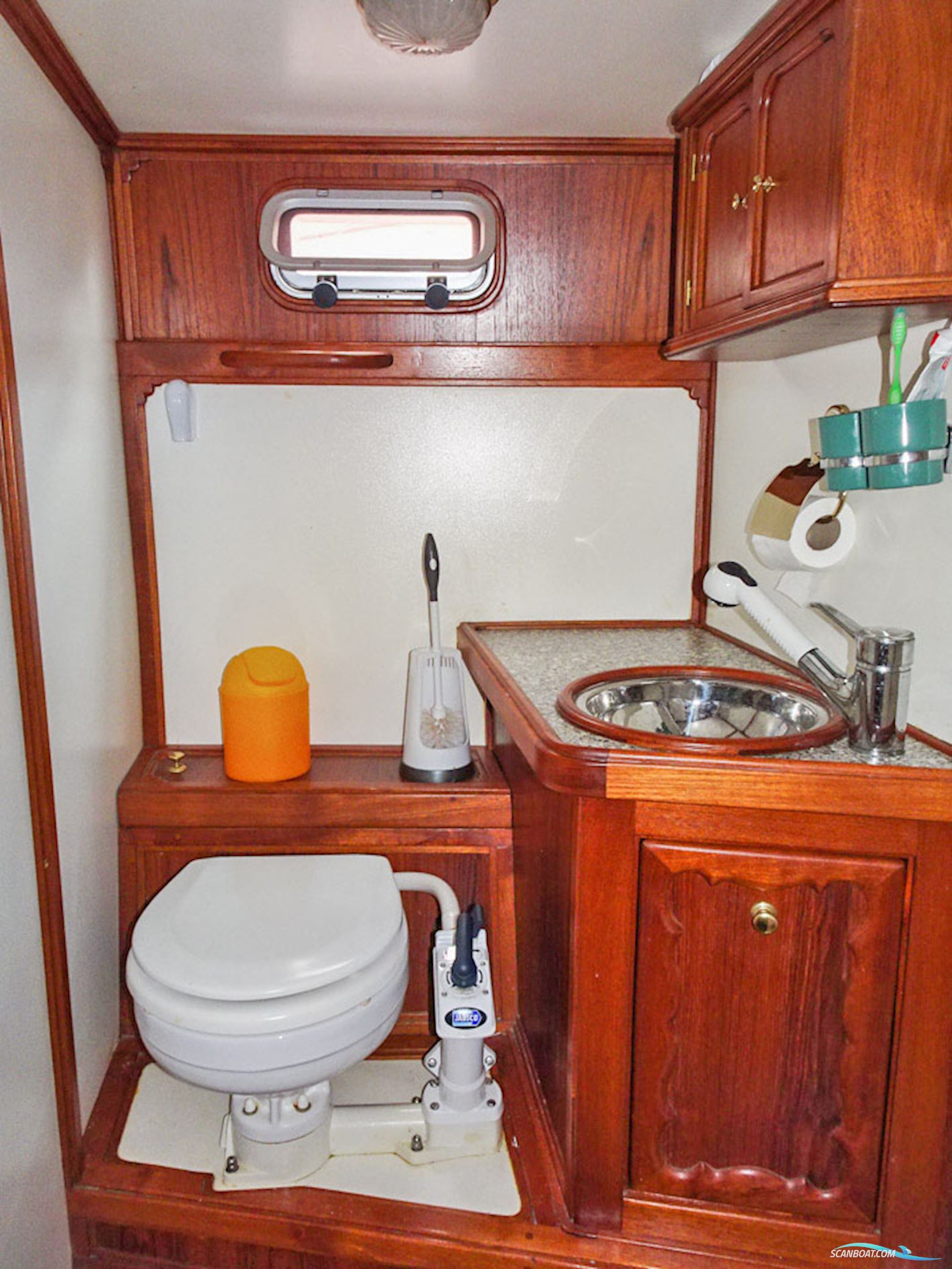 Molenmaker en Mantel Kotter 11.65 AK