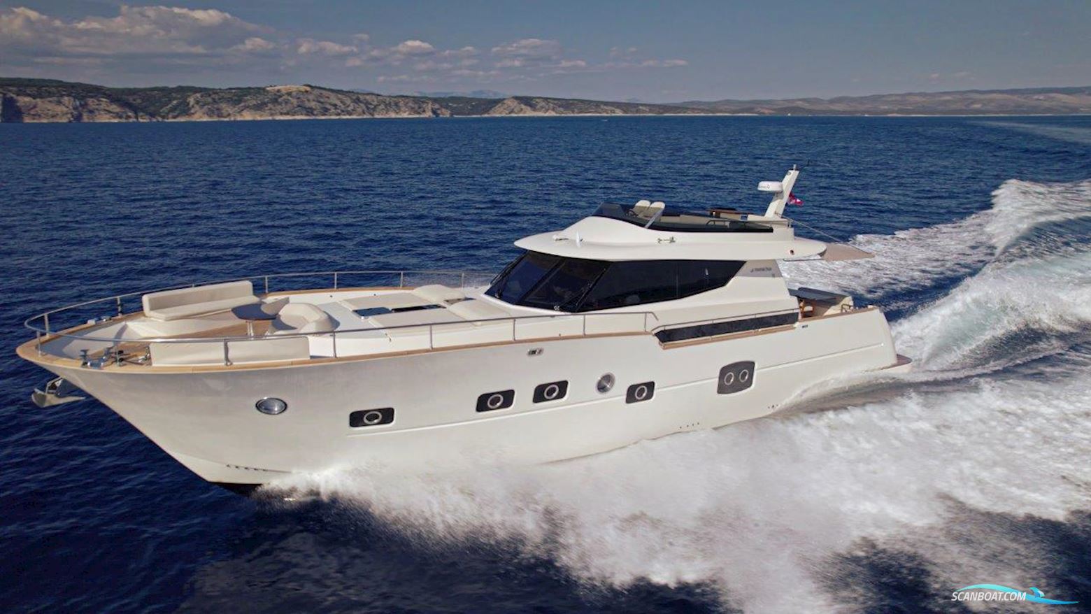Monachus 70 Motorbåd 2023, med Volvo Penta D13 motor, Kroatien