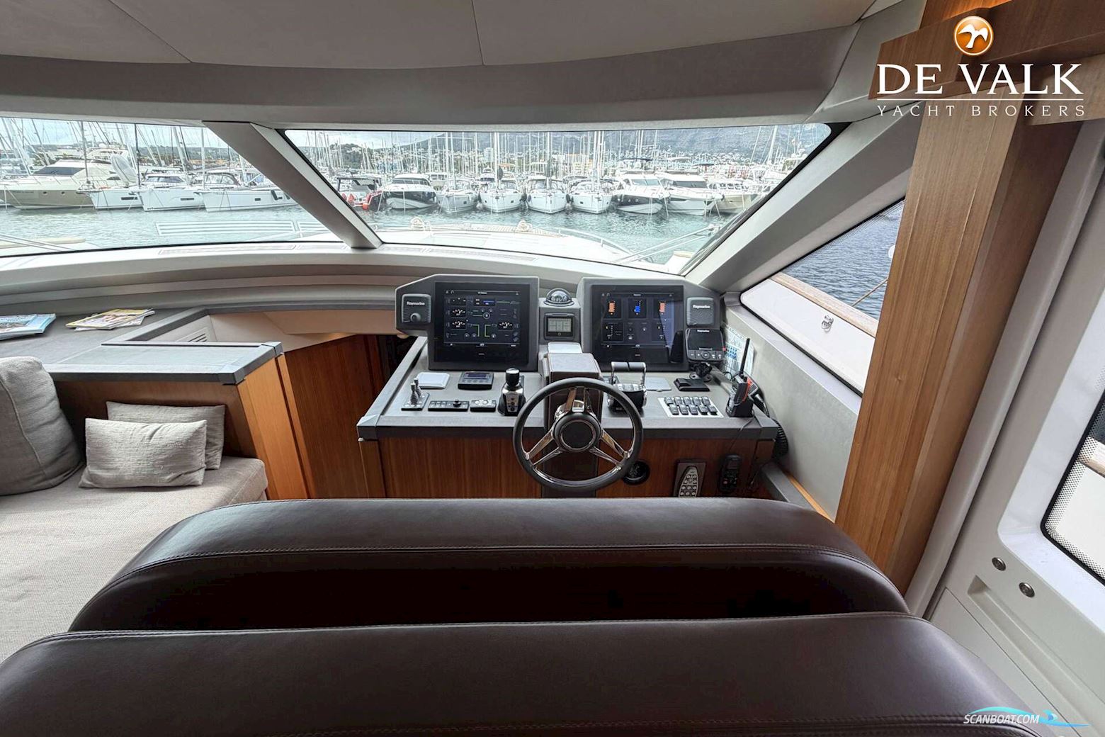 Monte Carlo Yachts 65