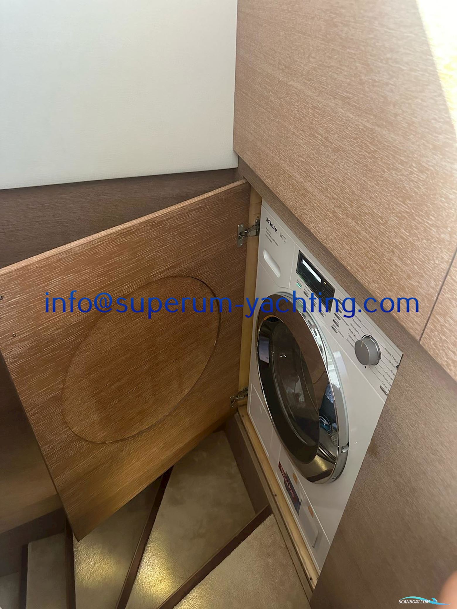 Monte Carlo Yachts 76