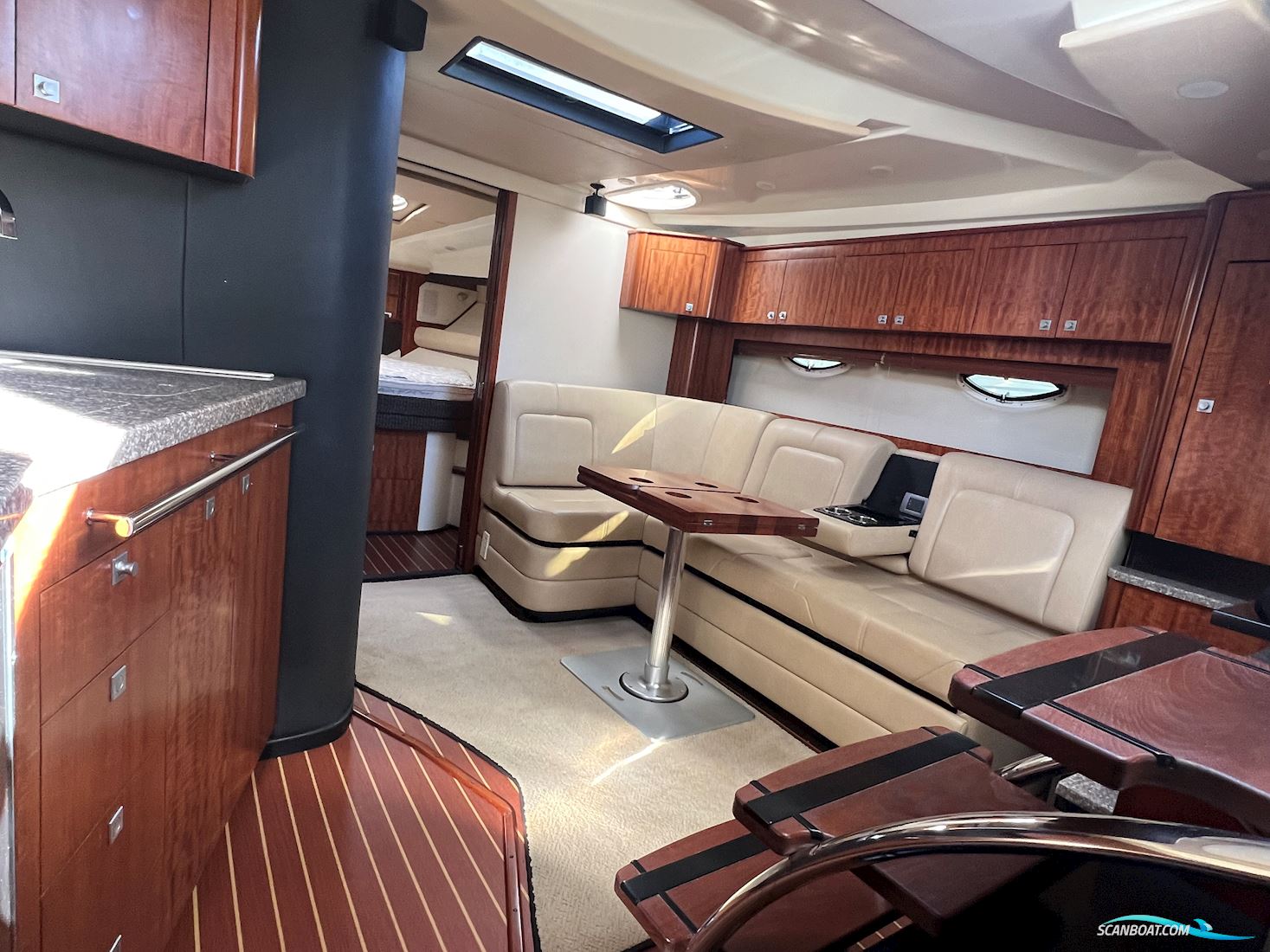 Monterery 415 Sport Yacht
