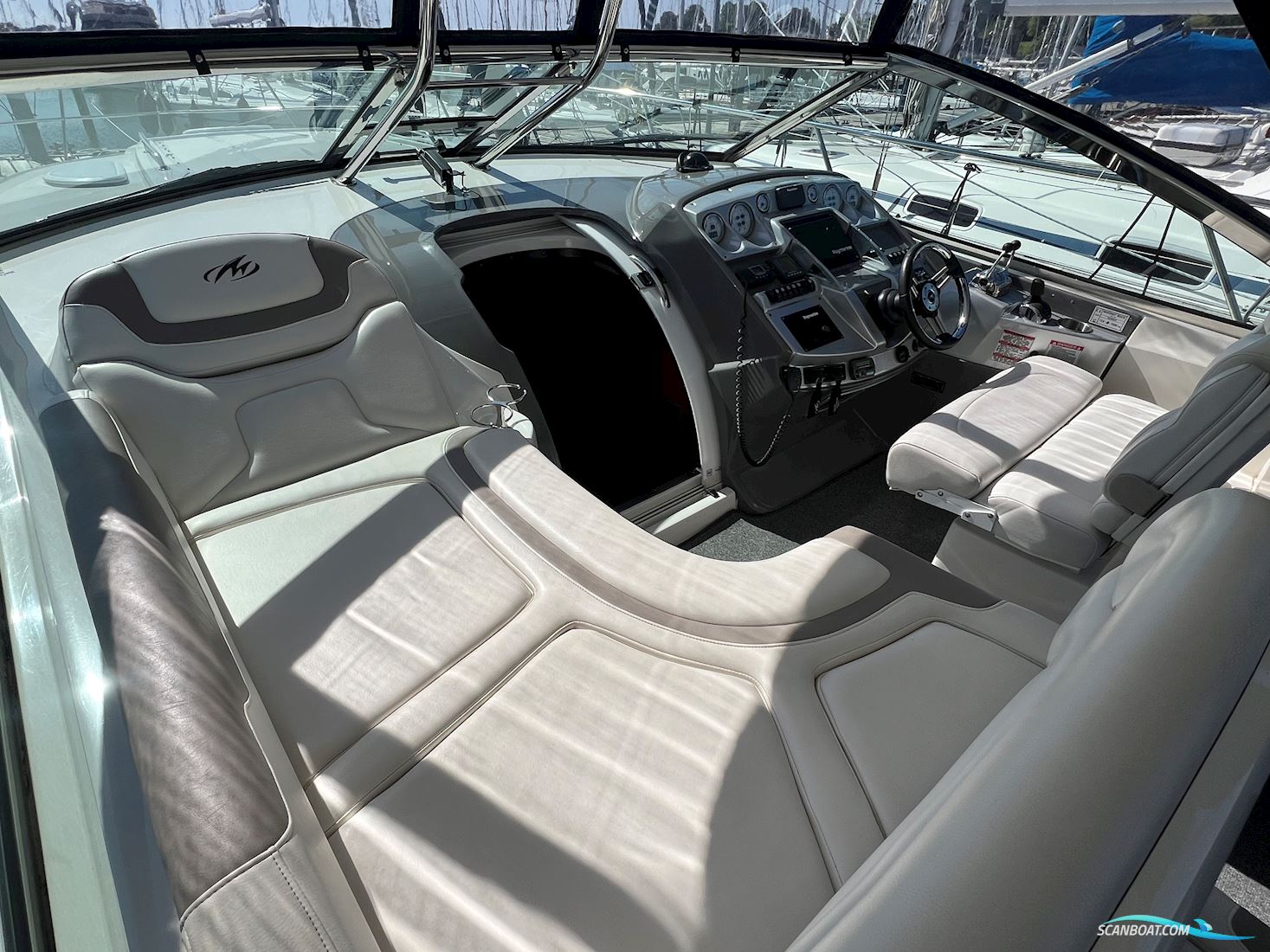 Monterery 415 Sport Yacht