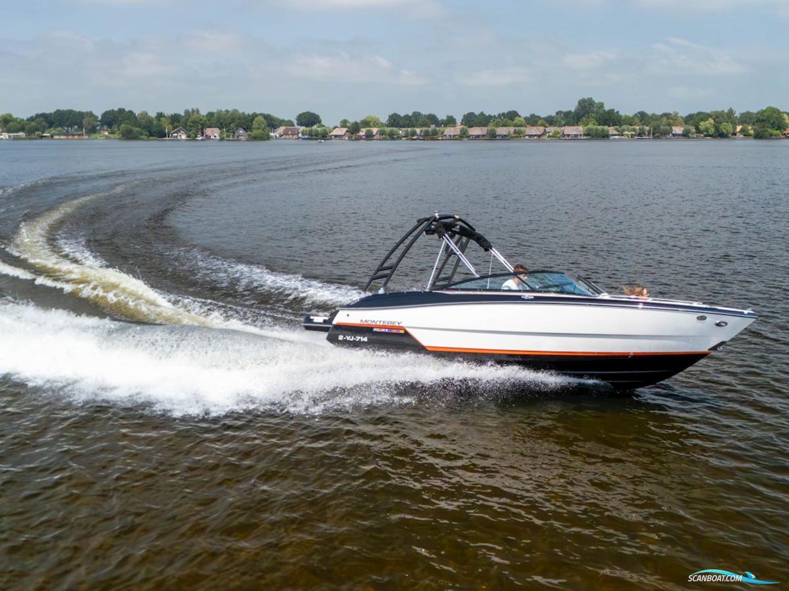 Monterey  238 Super Sport Motorbåd 2014, med Volvo Penta motor, Holland