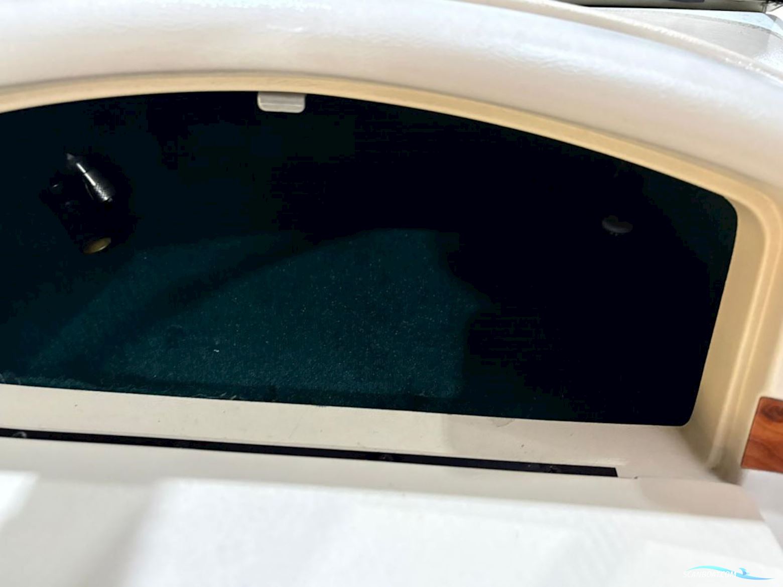 Monterey  Montura 196 Bowrider