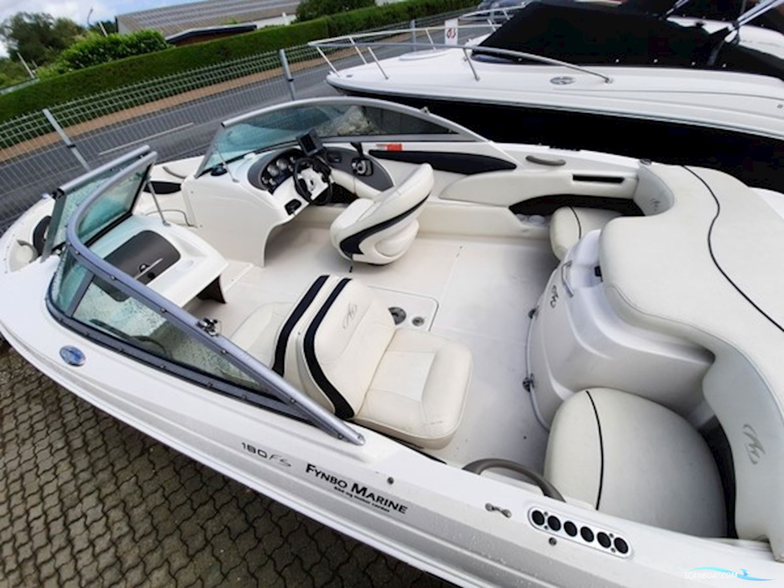 Monterey 180FS, Volvo Penta 3.0