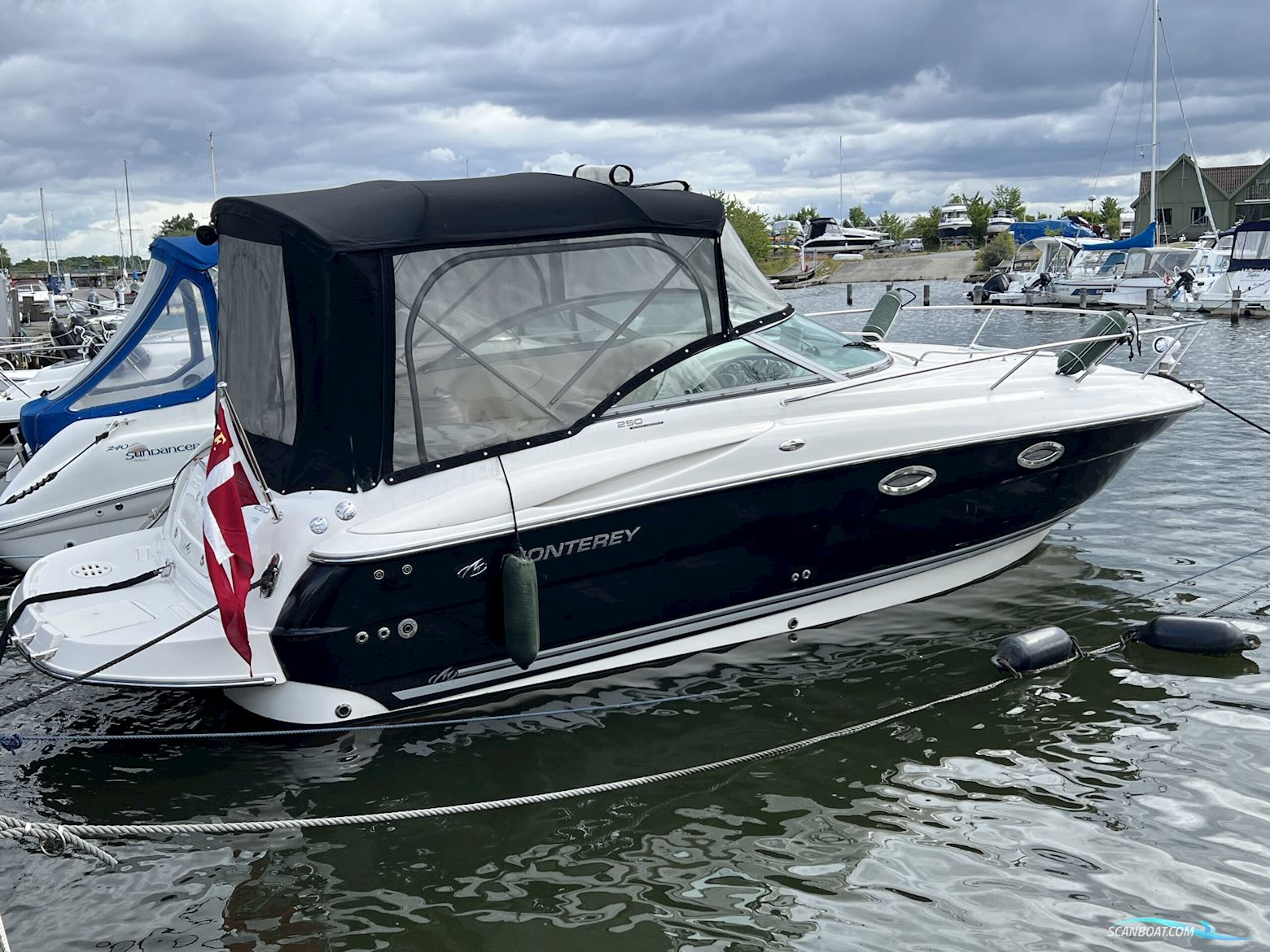Monterey 250 CR Motorbåd 2007, med Volvo Penta 5,7 GXi motor, Danmark