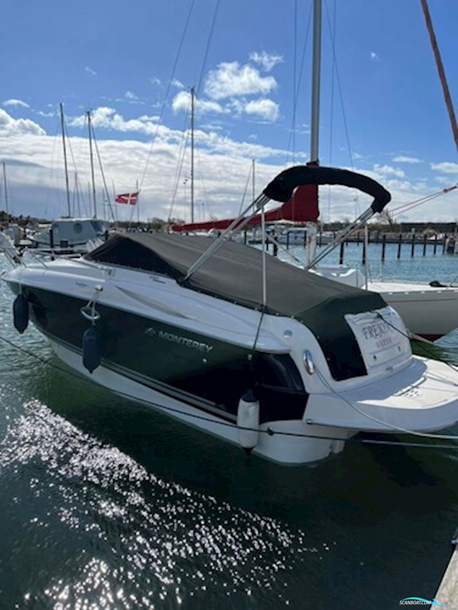 Monterey 250 CR Sport Cruiser, MerCruiser 5.0 MPI