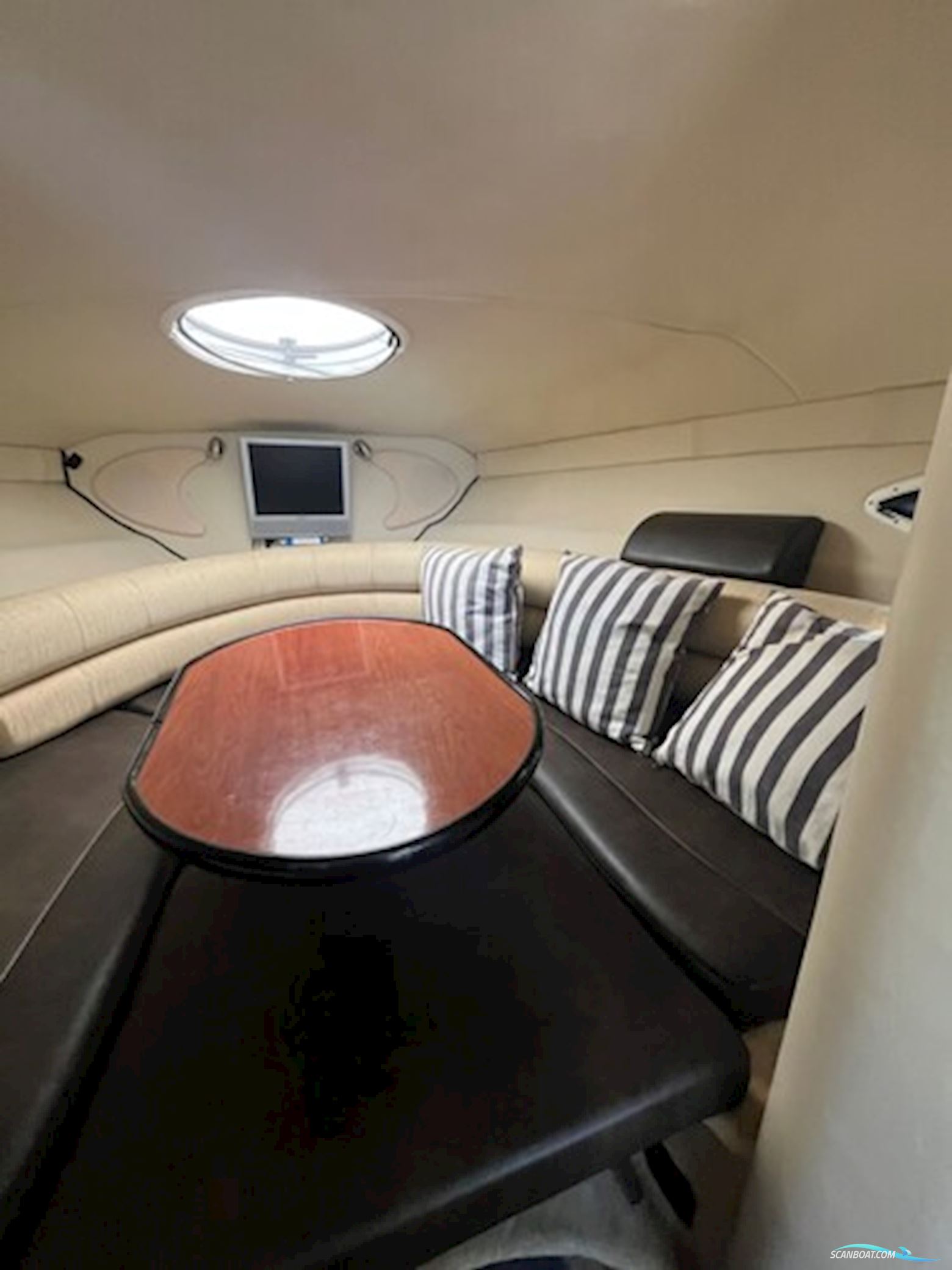 Monterey 250 CR Sport Cruiser, MerCruiser 5.0 MPI