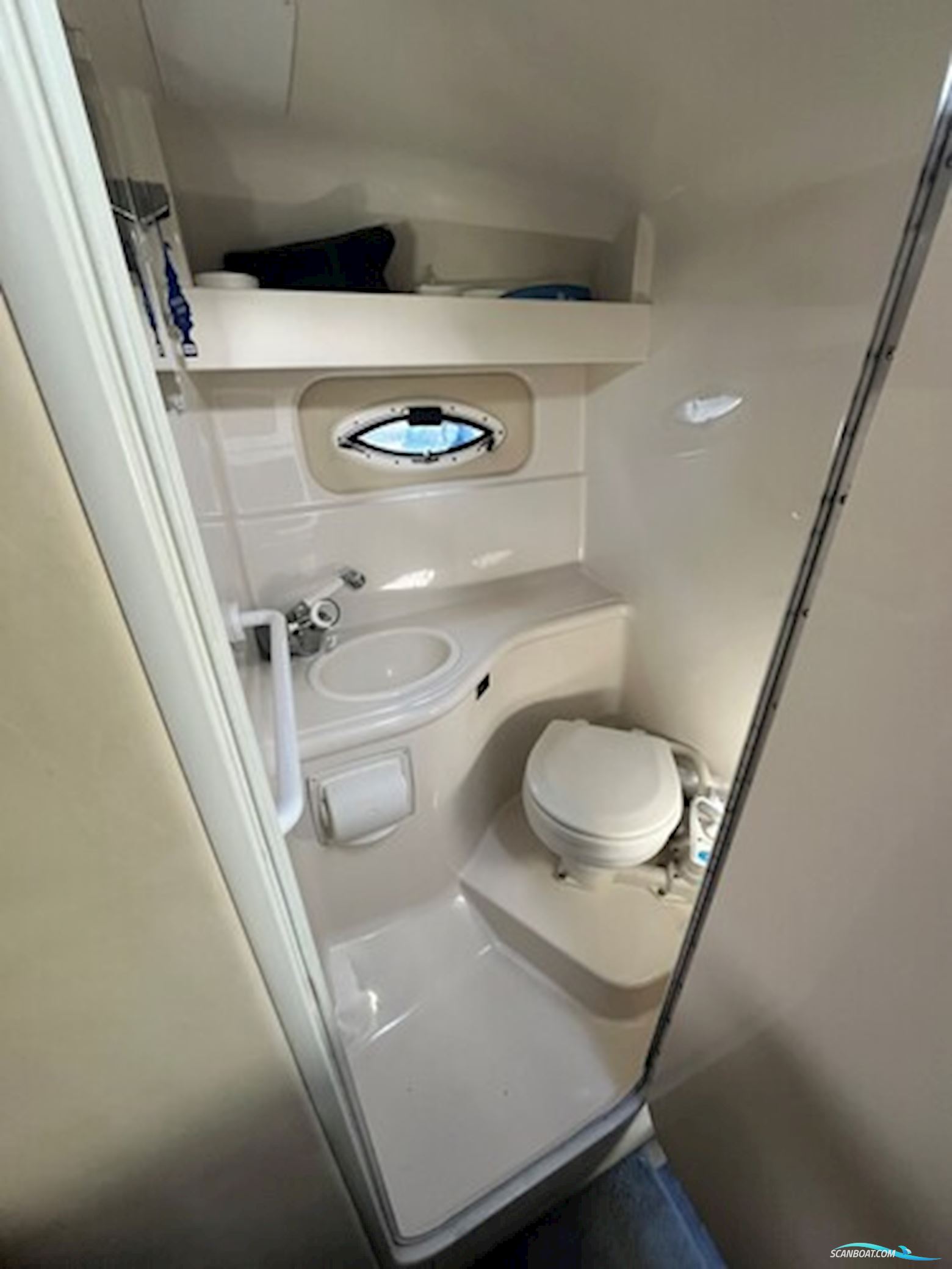 Monterey 250 CR Sport Cruiser, MerCruiser 5.0 MPI