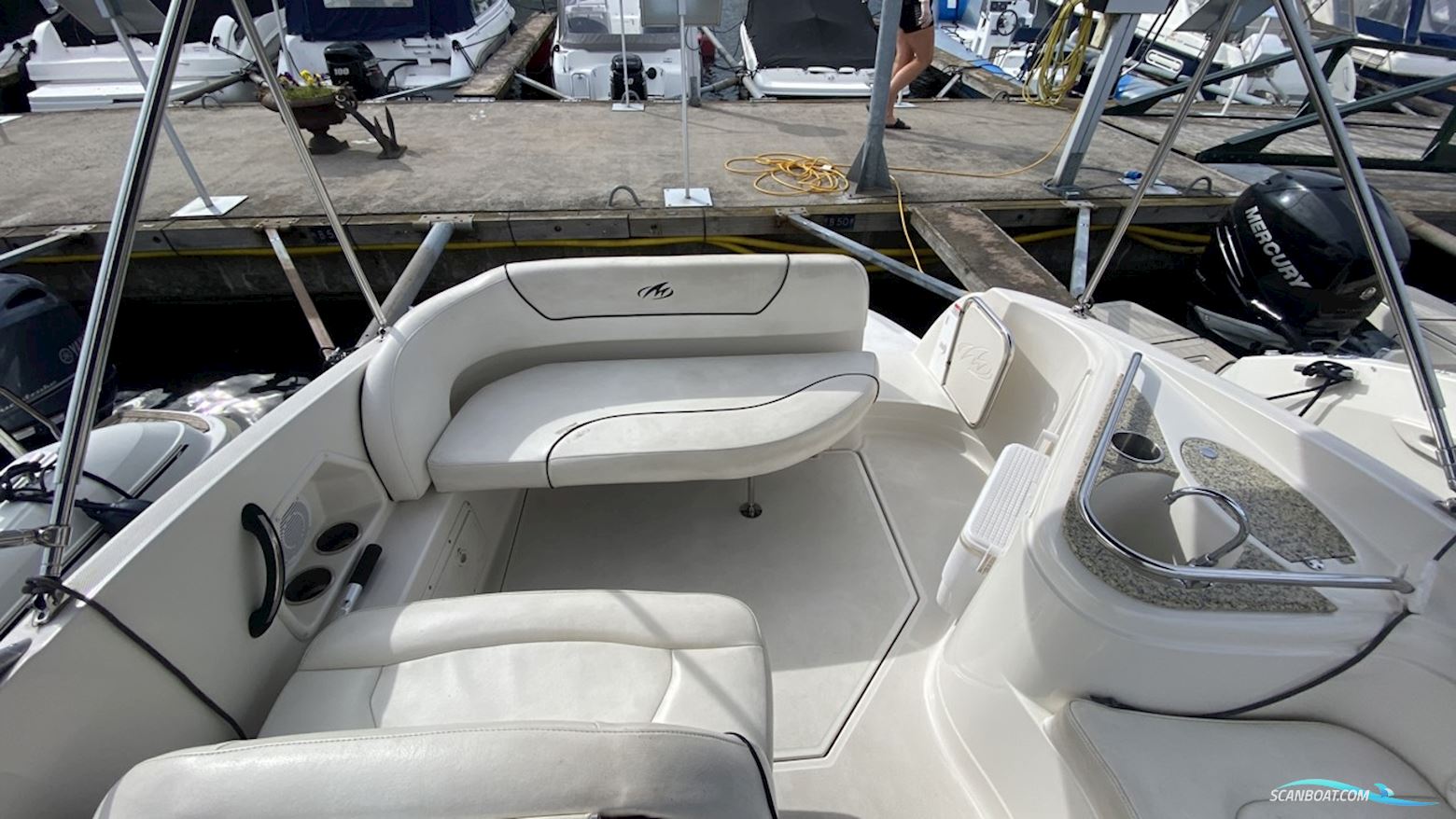 Monterey 250 CRUISER
