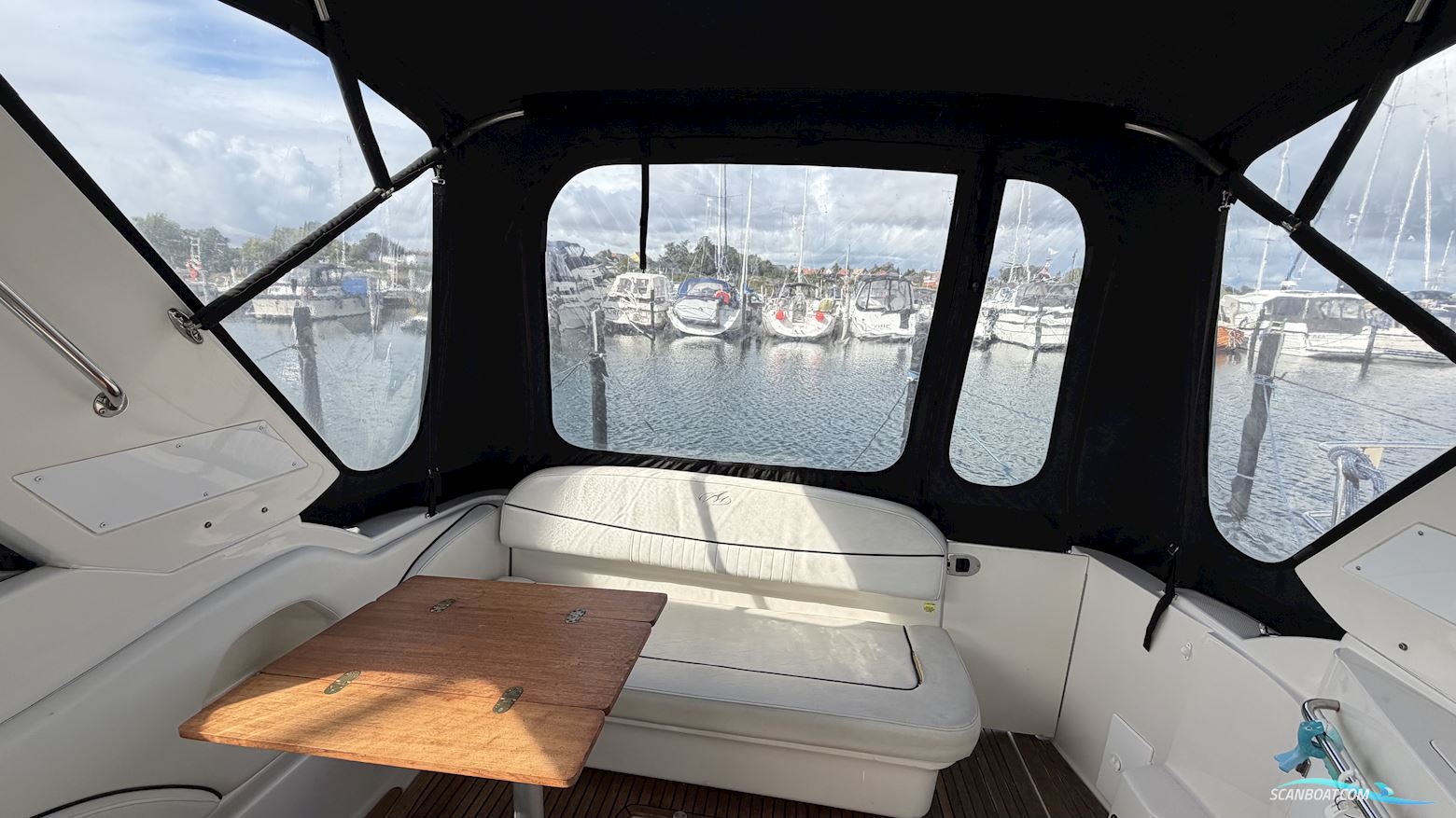 Monterey 290