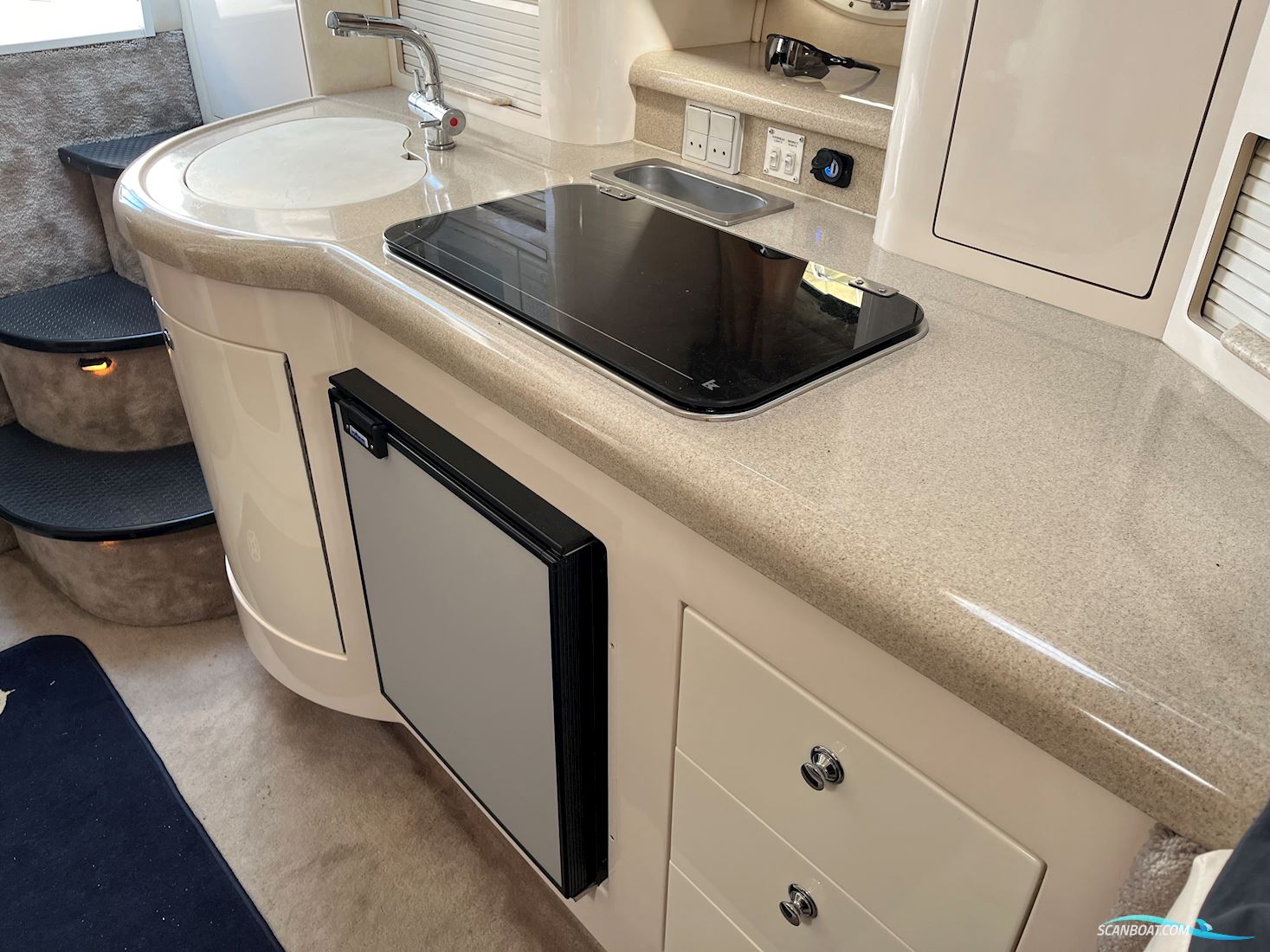 Monterey 322 Cruiser