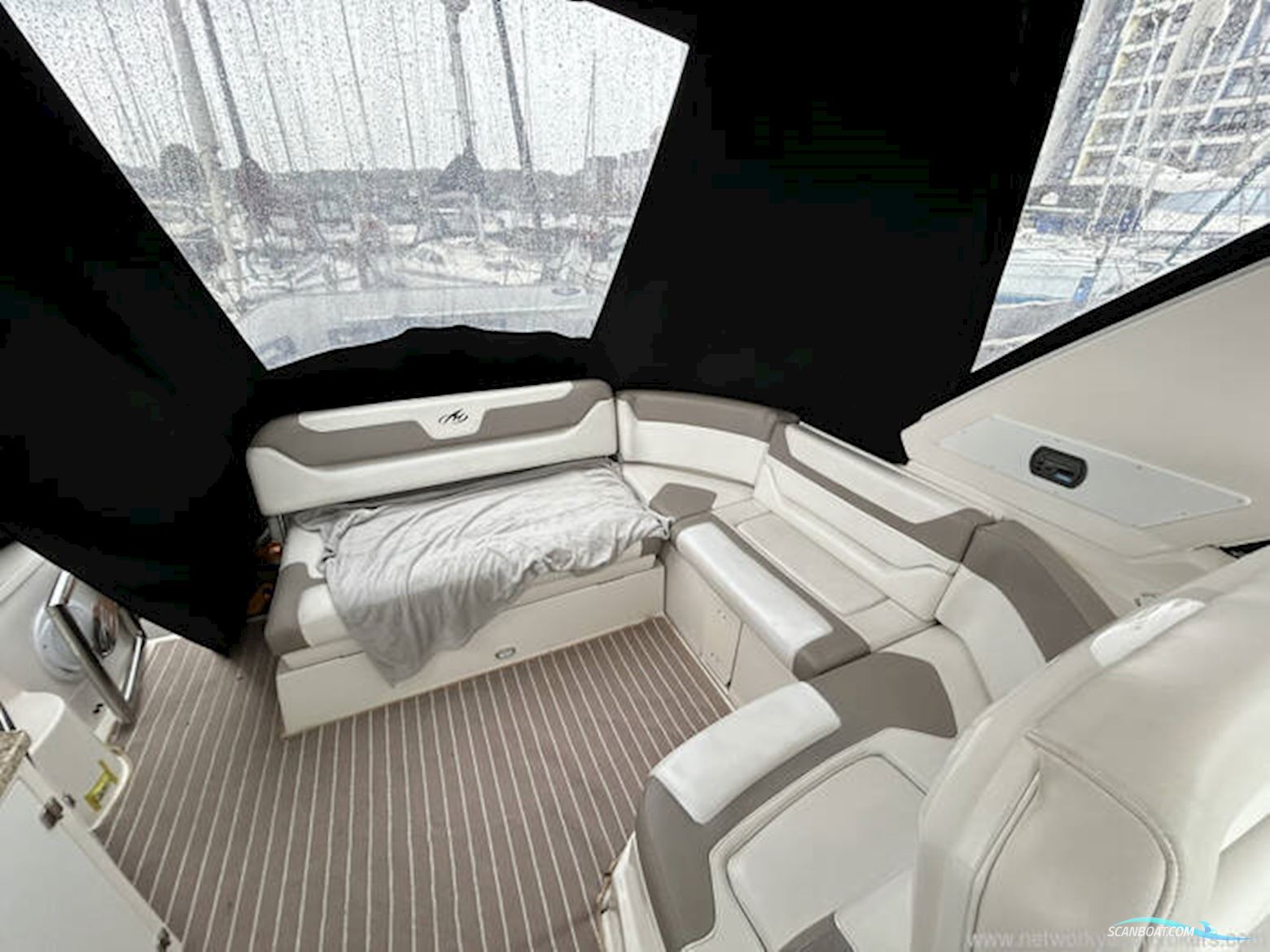 Monterey 415 Sports Yacht