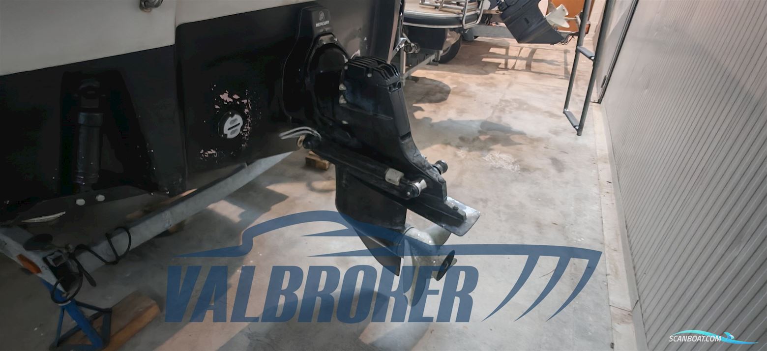 Monterey Boats 250 Cruiser