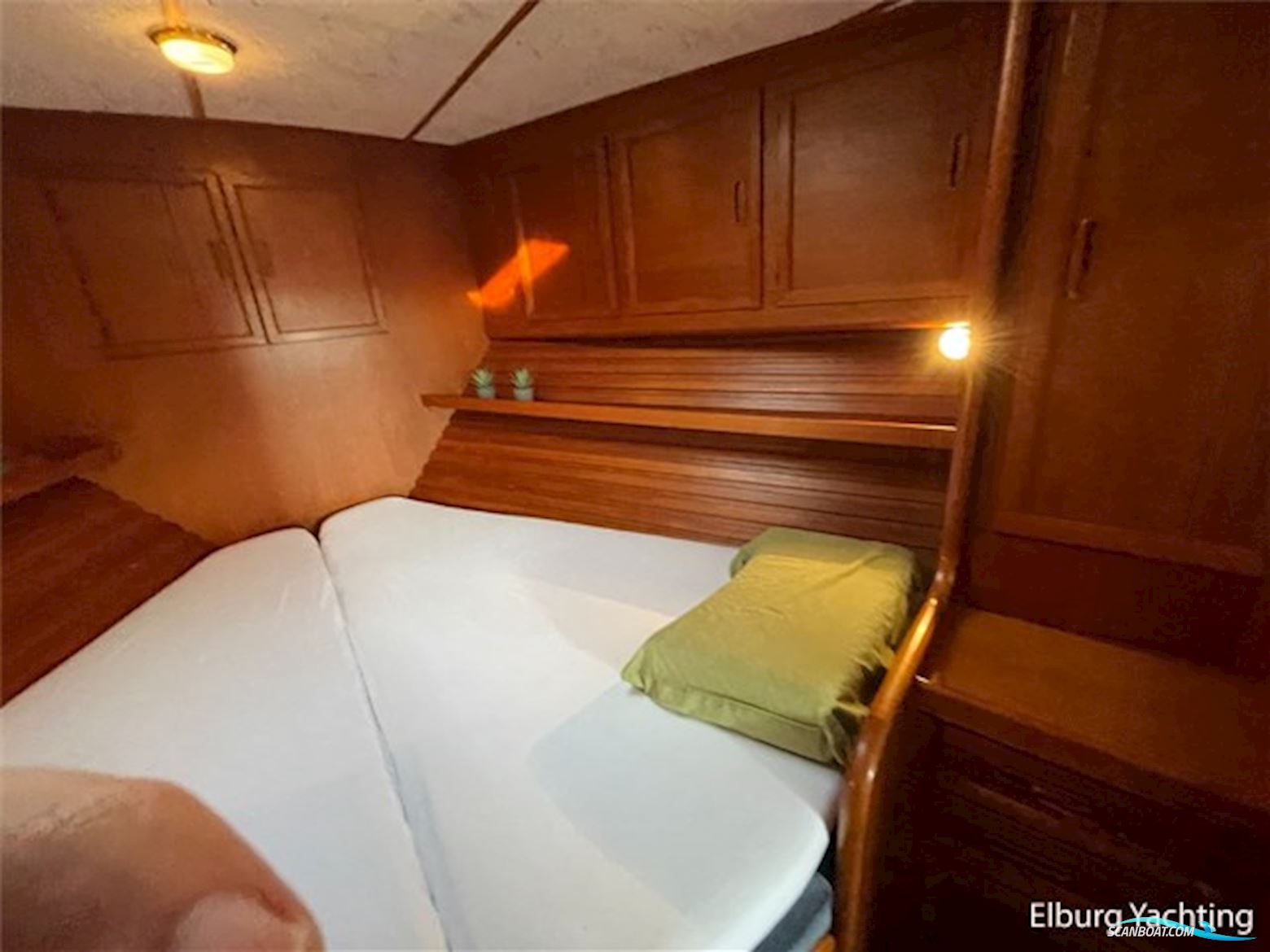 Moody Trawler 50 - Stabilizers 