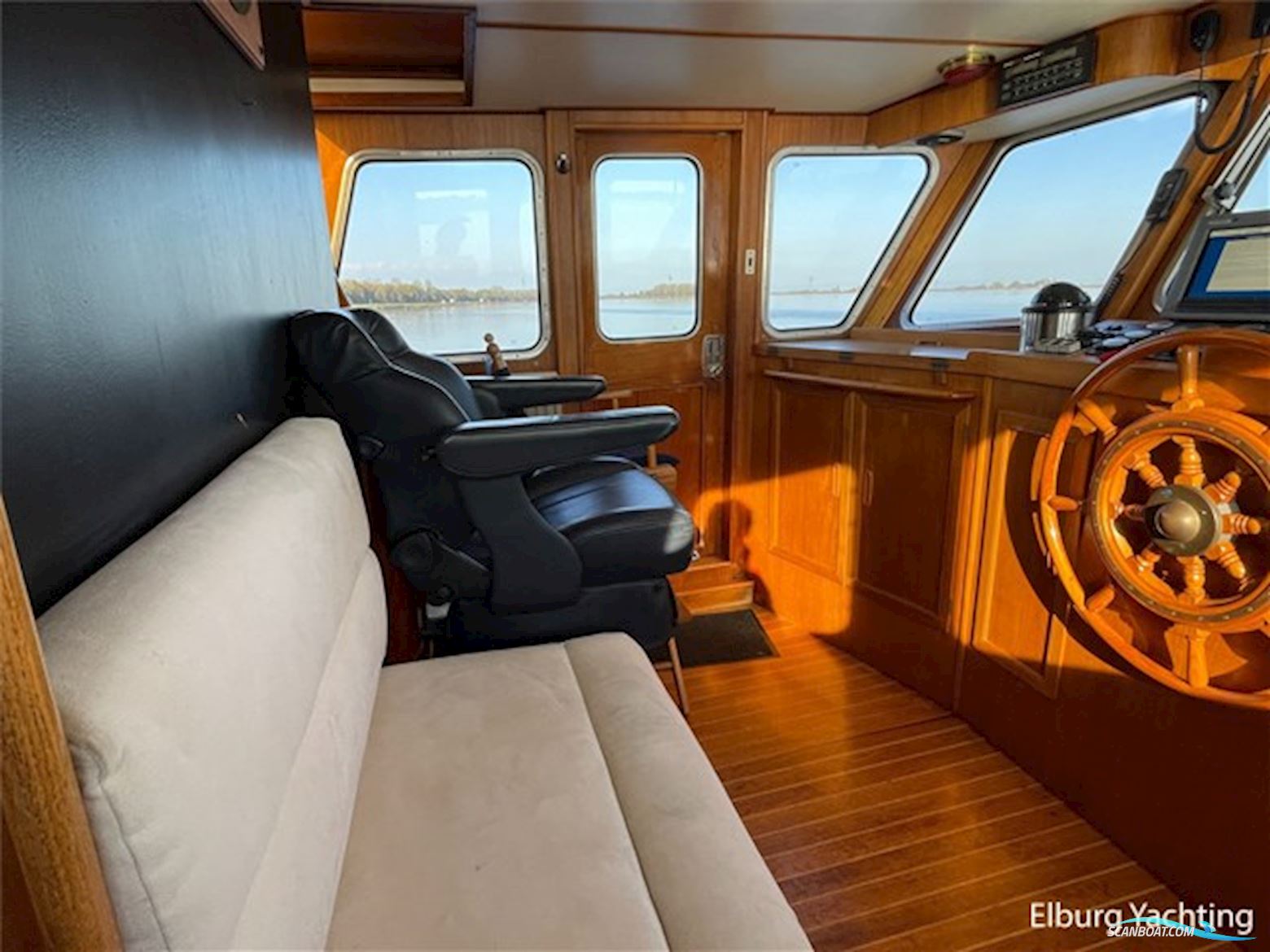 Moody Trawler 50 - Stabilizers