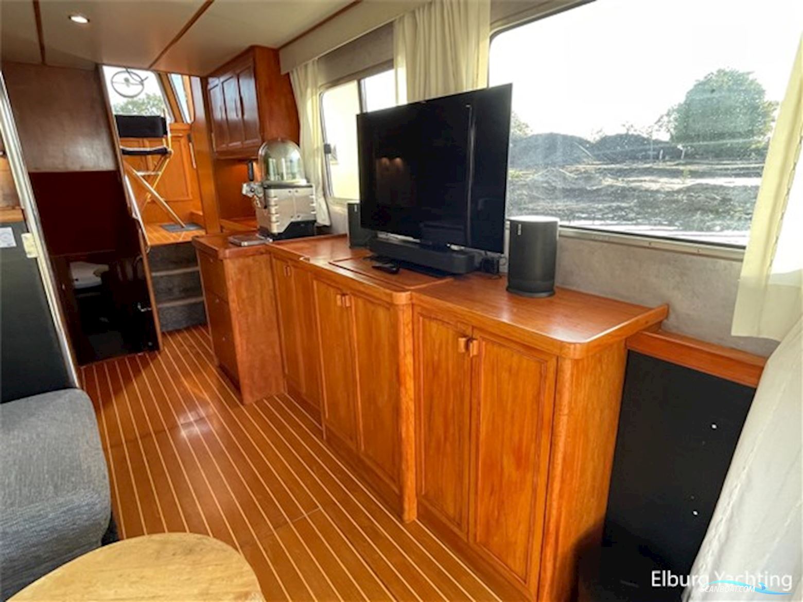 Moody Trawler 50 - Stabilizers