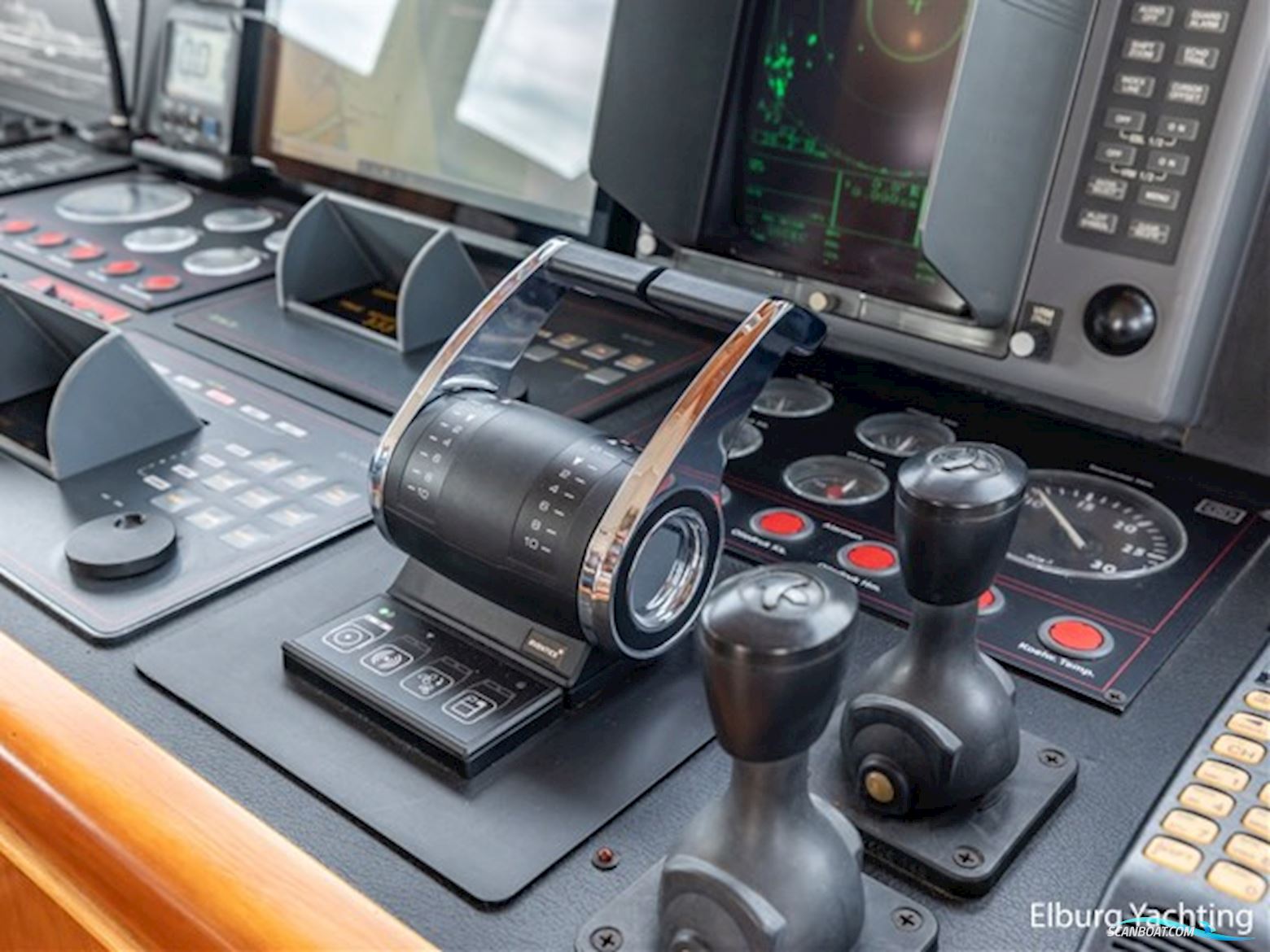 Moonen 68 - Flybridge