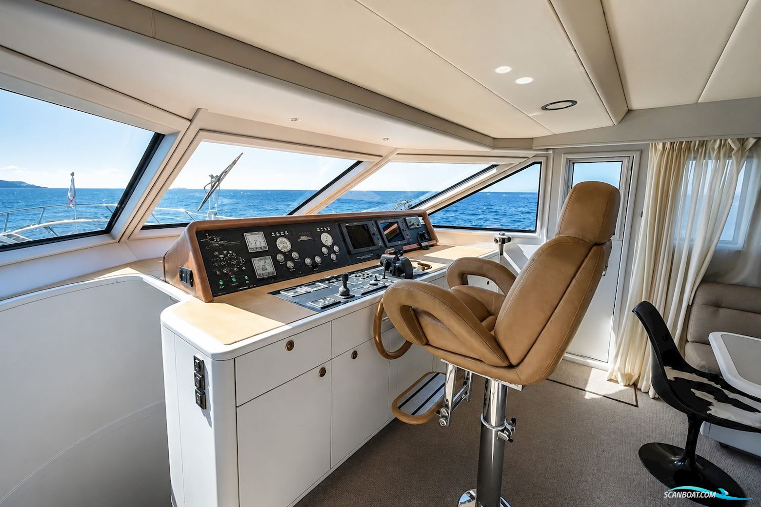 Moonen 68 Flybridge